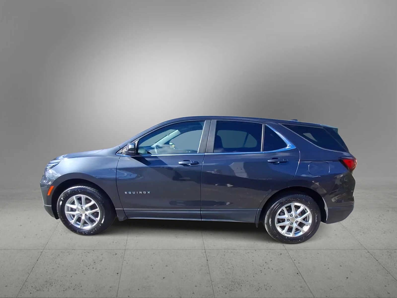 Thumbnail: 2022 Chevrolet Equinox - 5