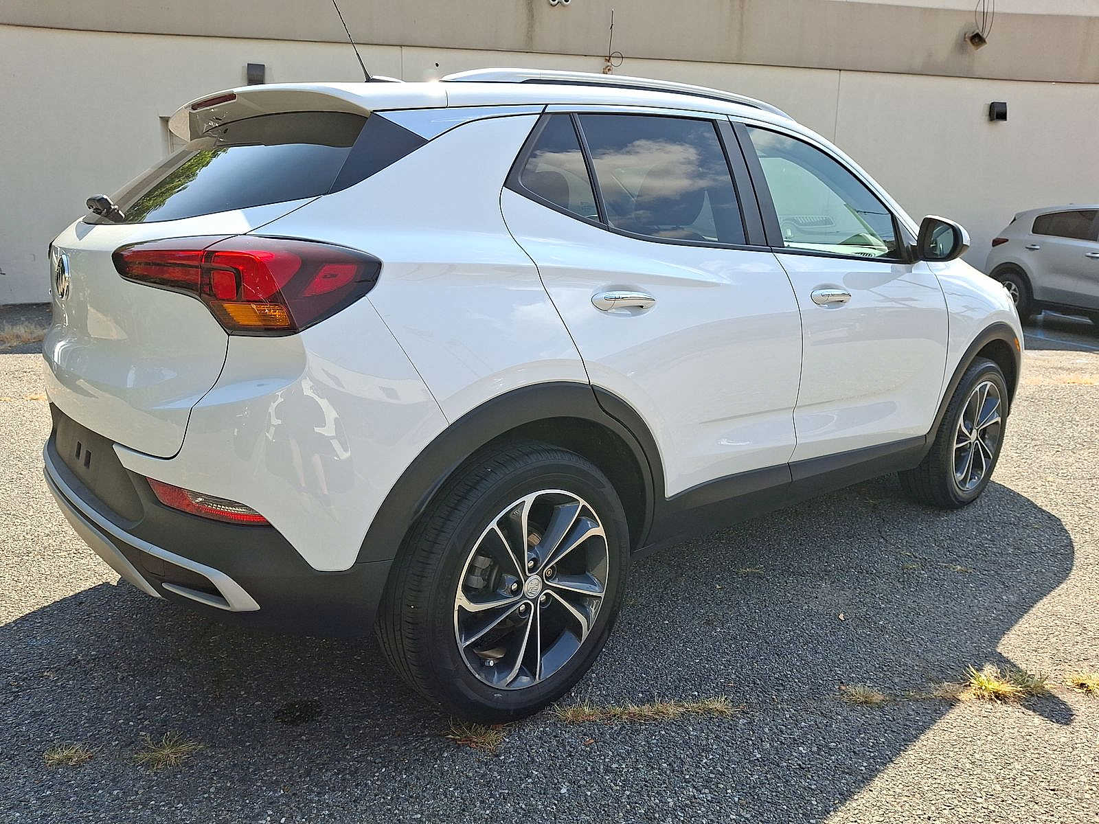 Thumbnail: 2023 Buick Encore GX - 22