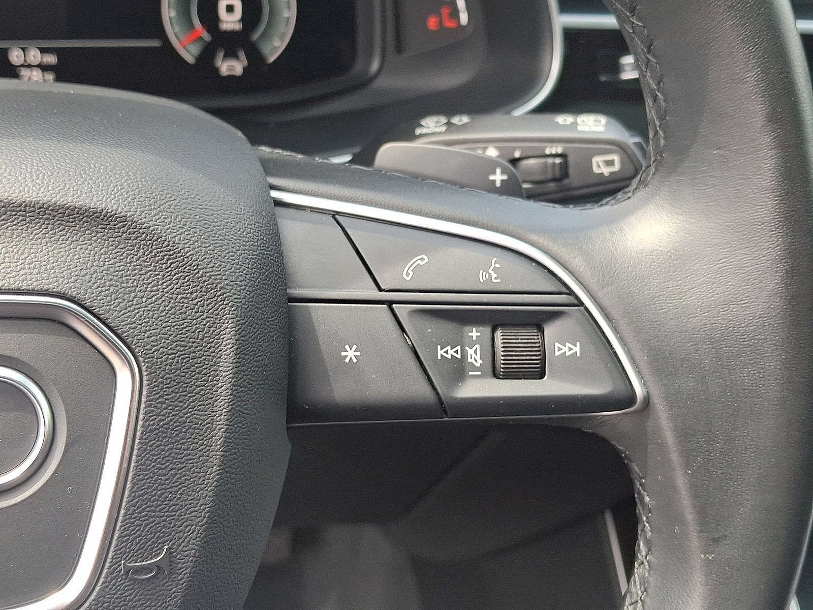 Thumbnail: 2023 Audi Q7 - 17