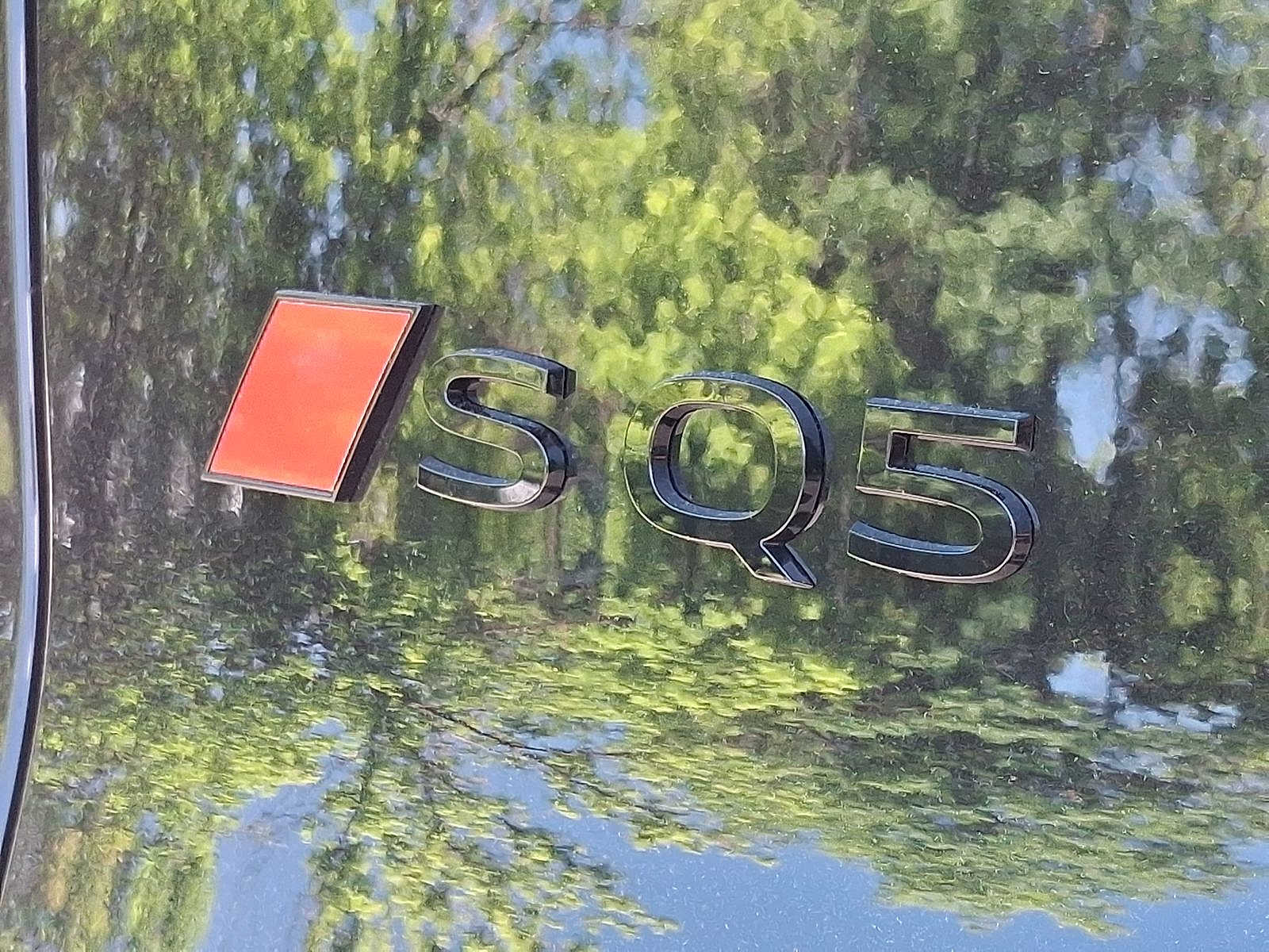 Thumbnail: 2026 Audi SQ5 - 25
