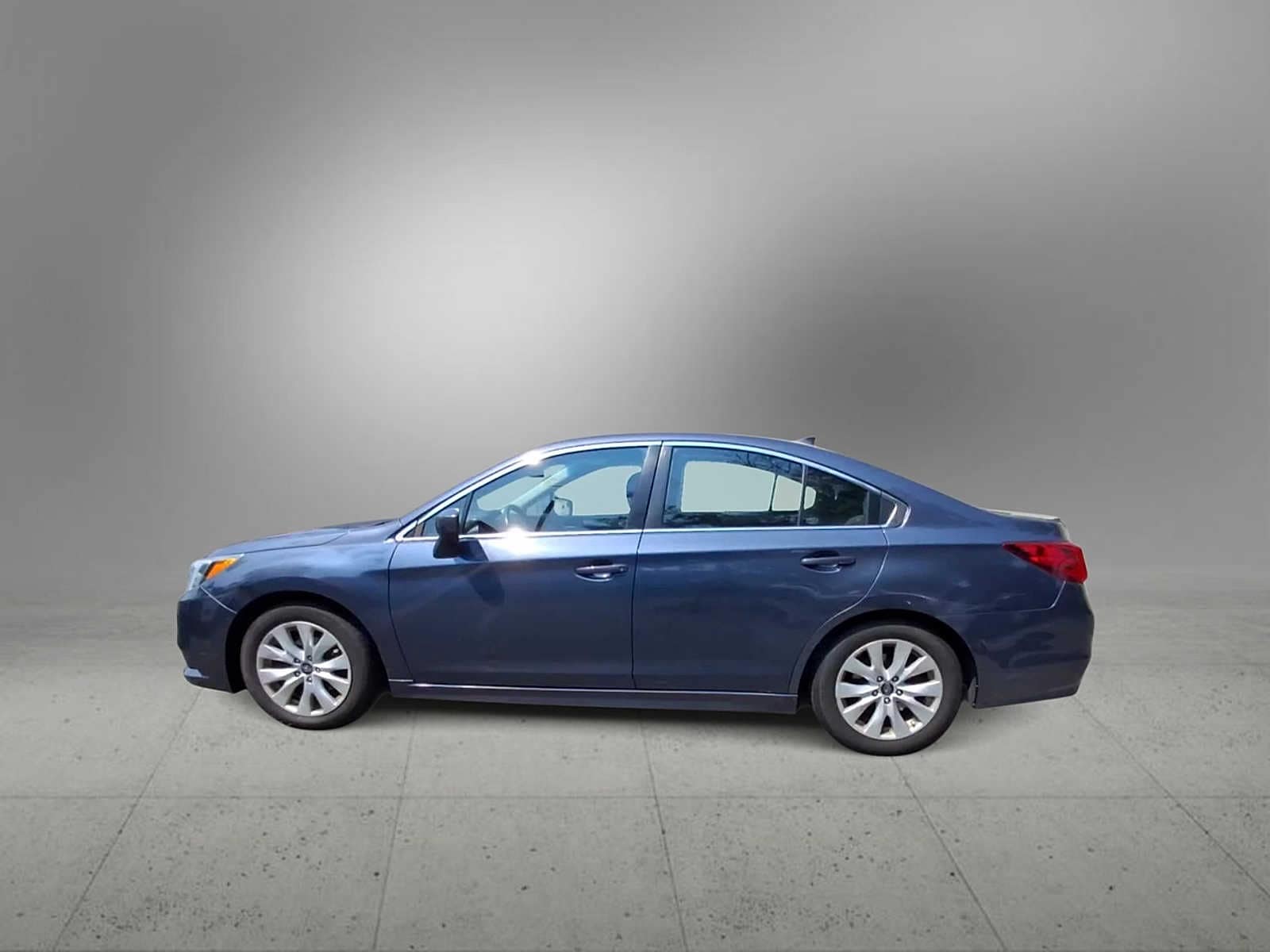 Thumbnail: 2017 Subaru Legacy - 5