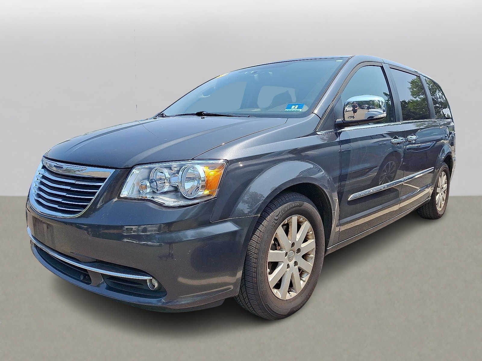 2012 Chrysler Town & Country Touring -
                  Maplewood, NJ
