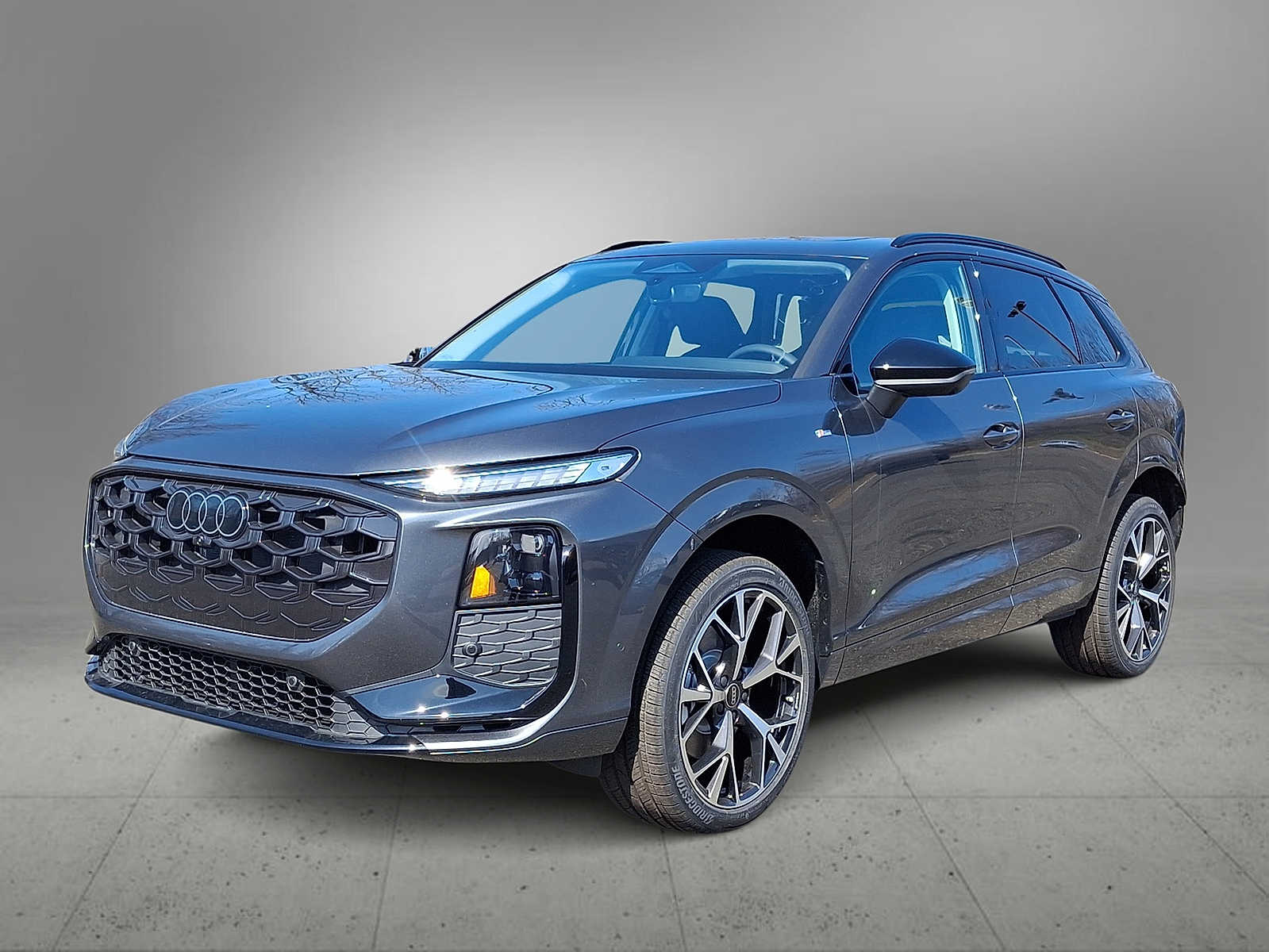 Thumbnail: 2026 Audi Q3 - 1