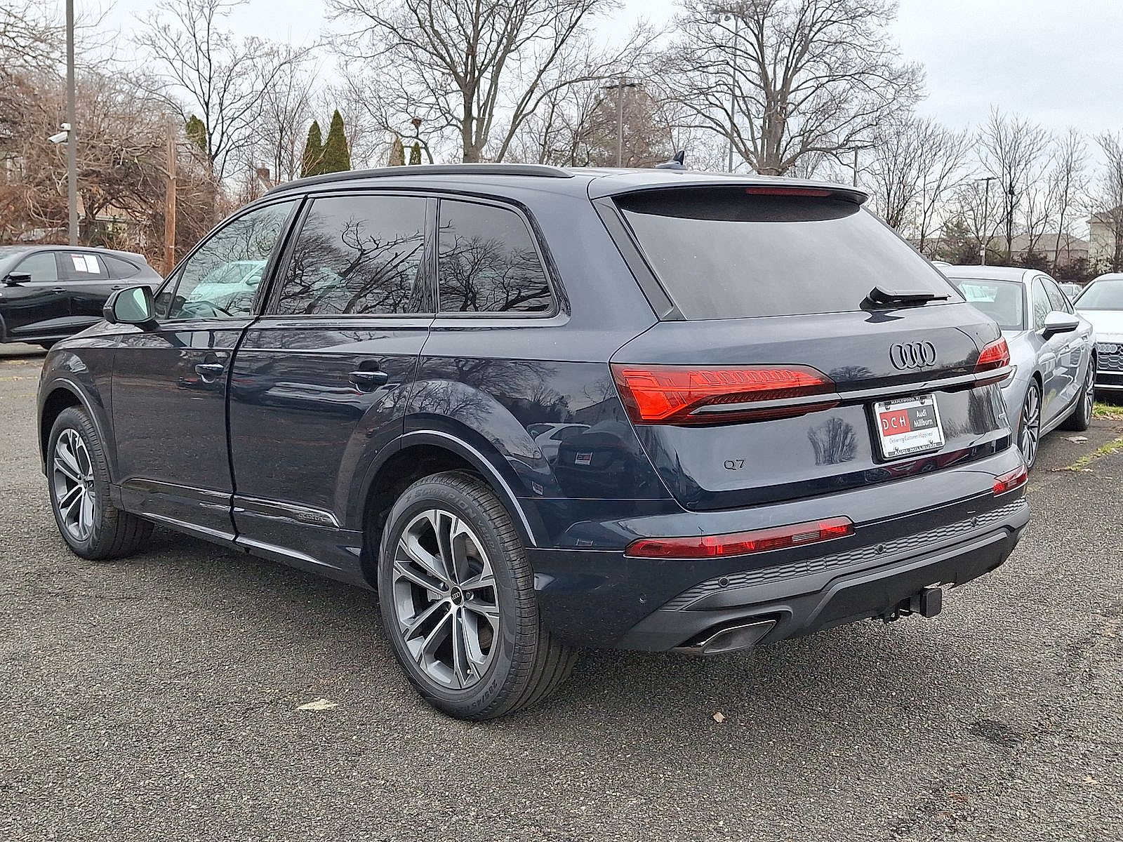 Thumbnail: 2026 Audi Q7 - 12