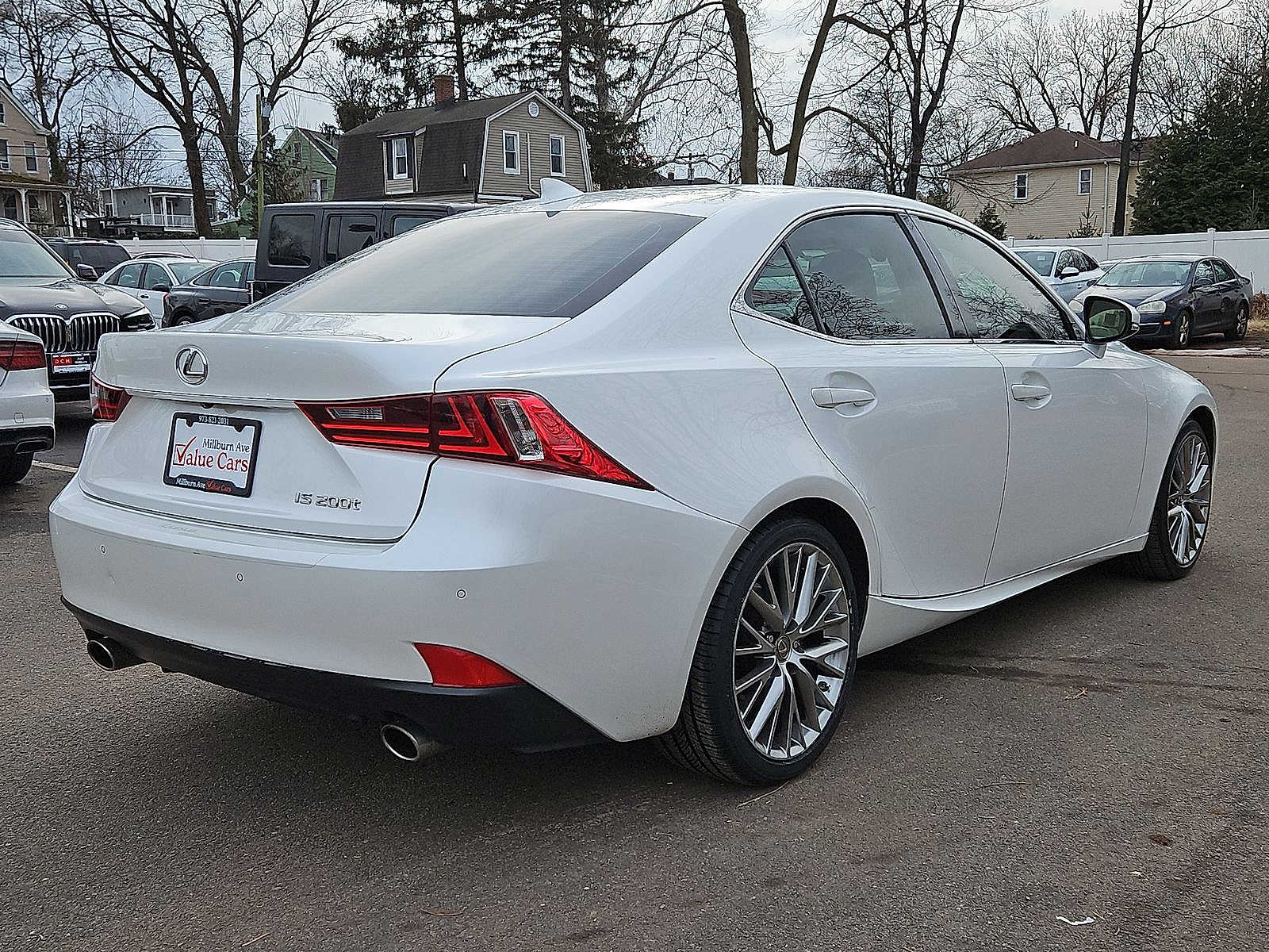 Thumbnail: 2016 Lexus IS - 25