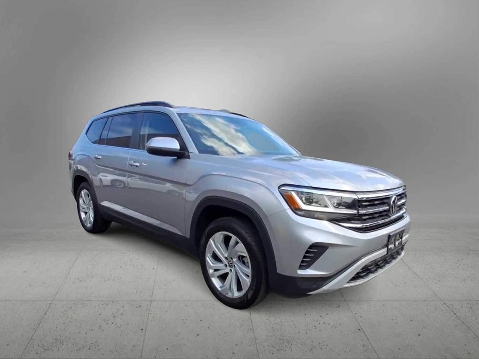 Thumbnail: 2022 Volkswagen Atlas - 2