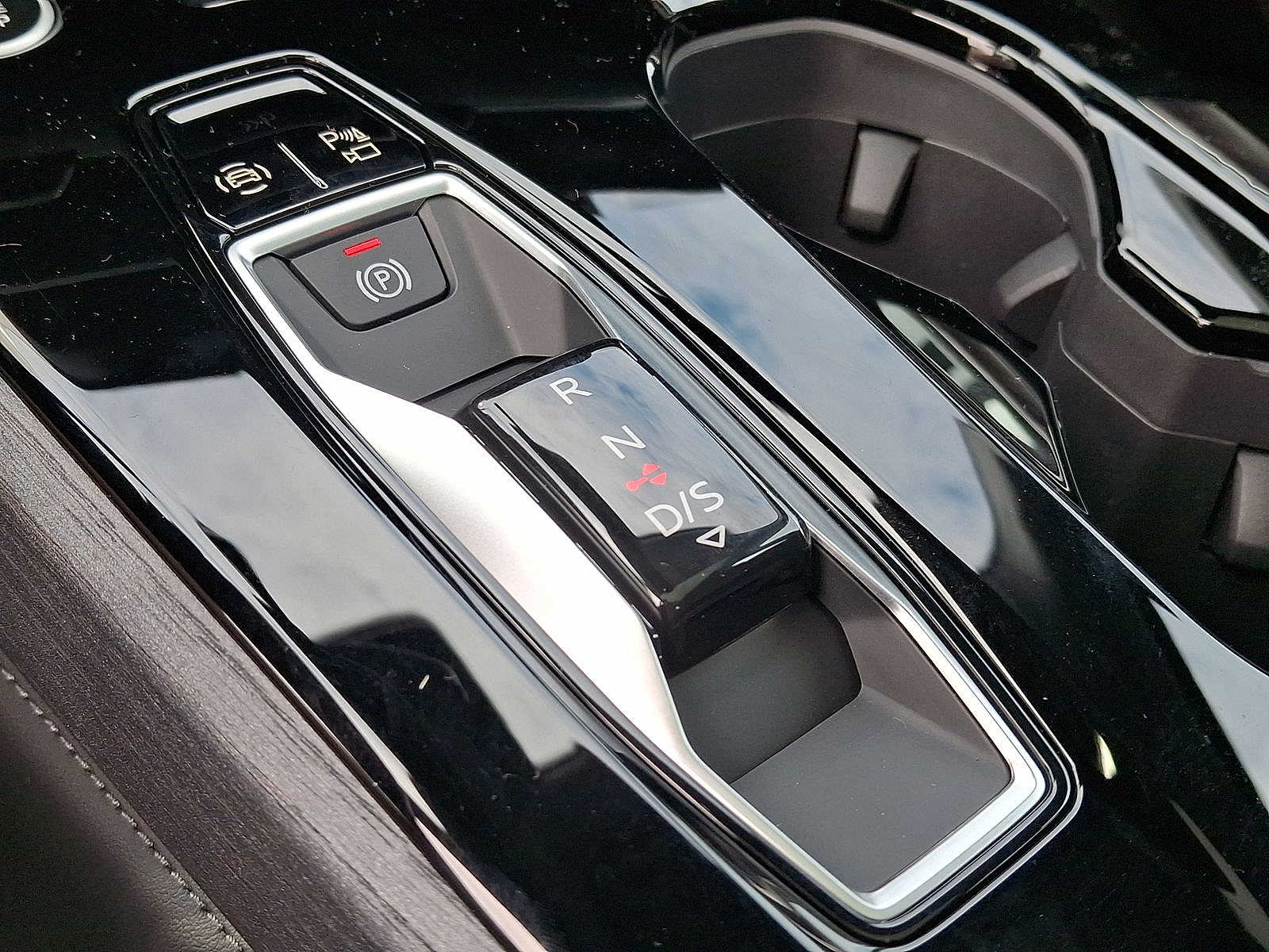 Thumbnail: 2025 Audi A5 - 13