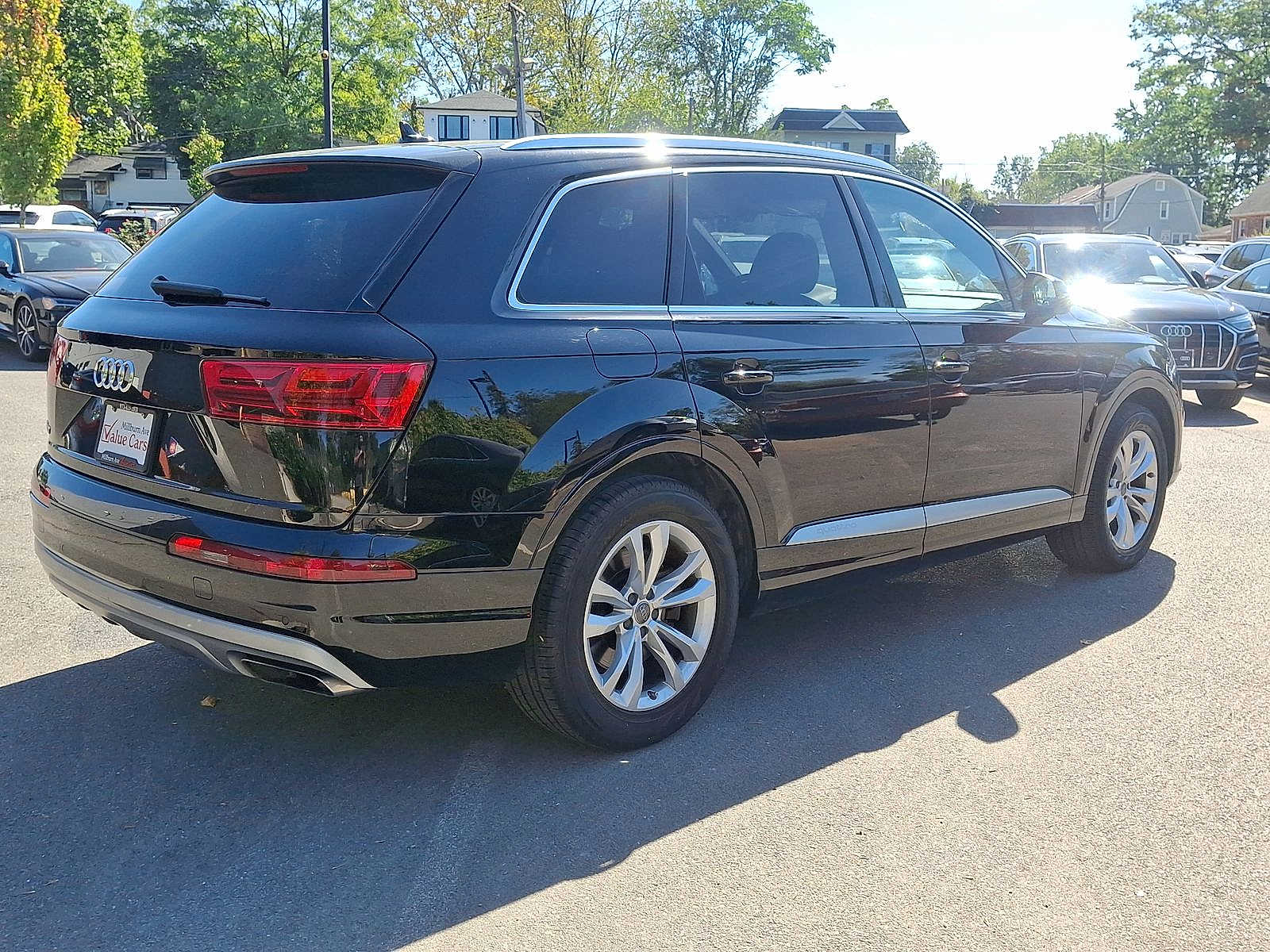 Thumbnail: 2019 Audi Q7 - 25