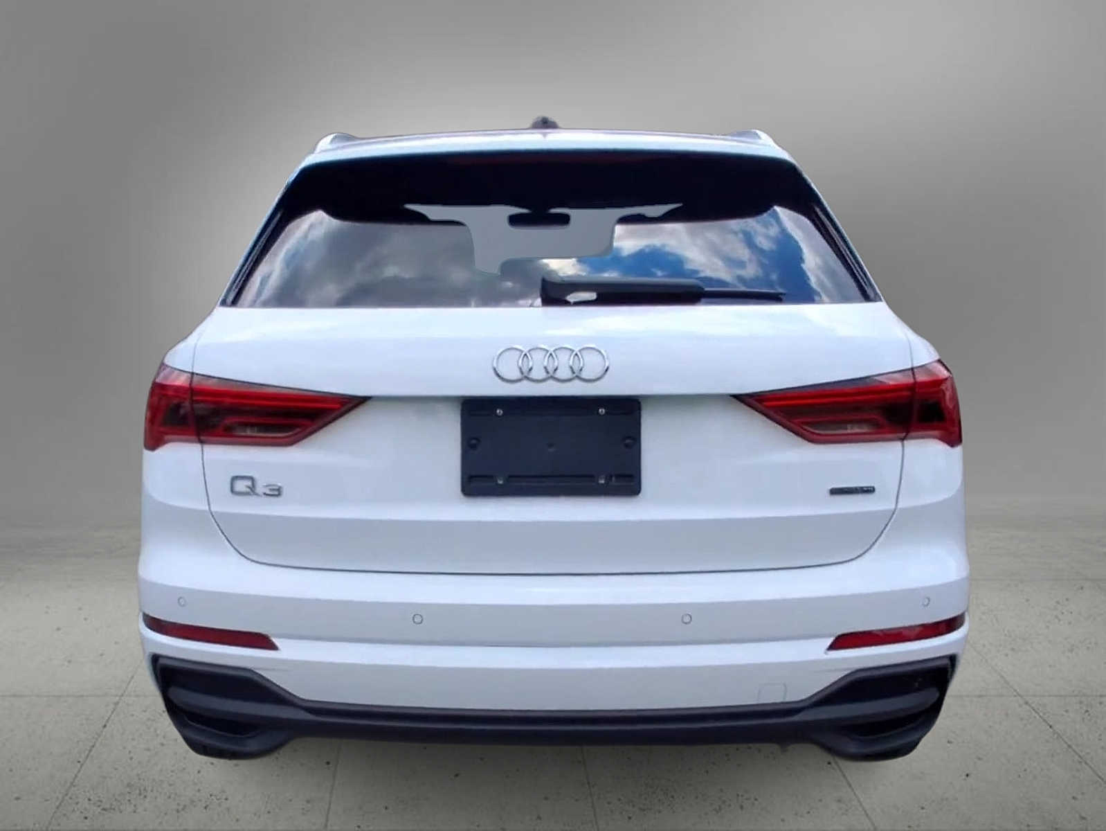 Thumbnail: 2024 Audi Q3 - 7