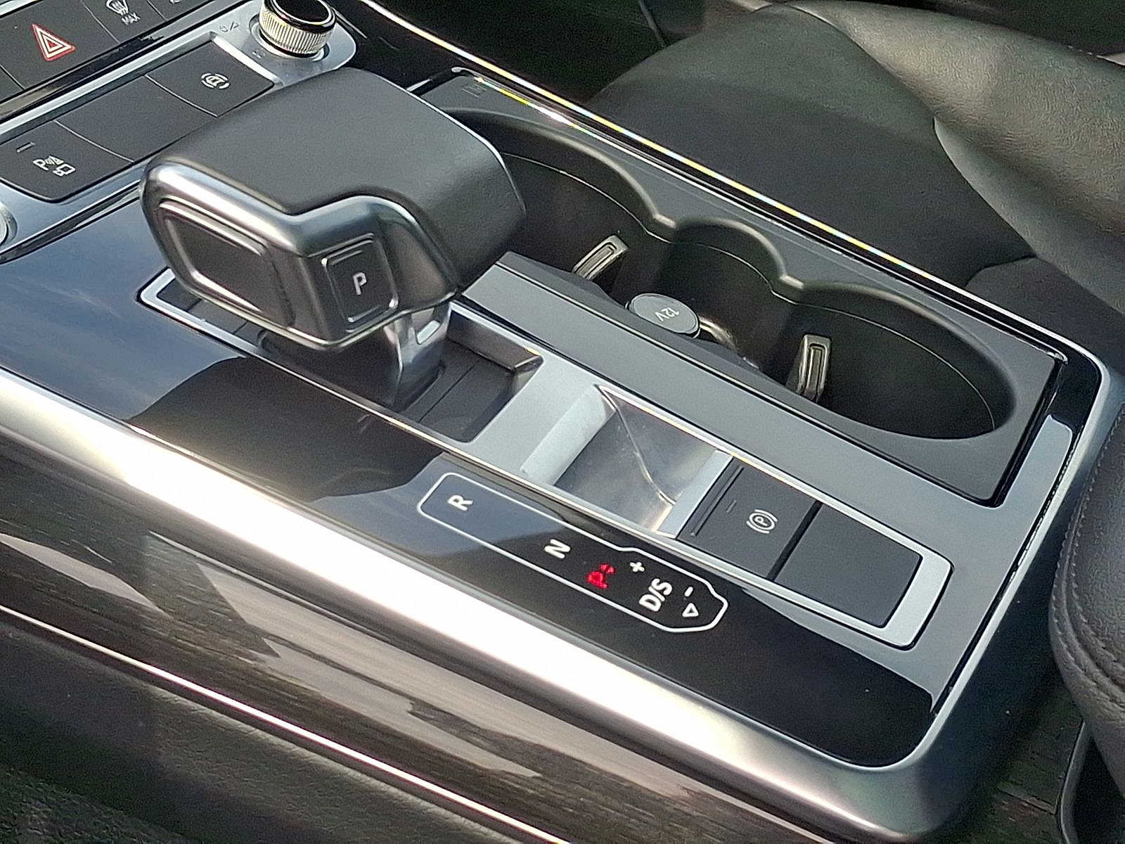 Thumbnail: 2023 Audi Q7 - 11