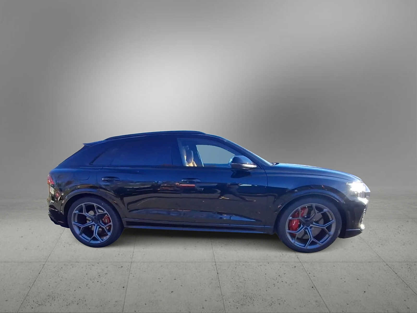Thumbnail: 2026 Audi RS Q8 - 9