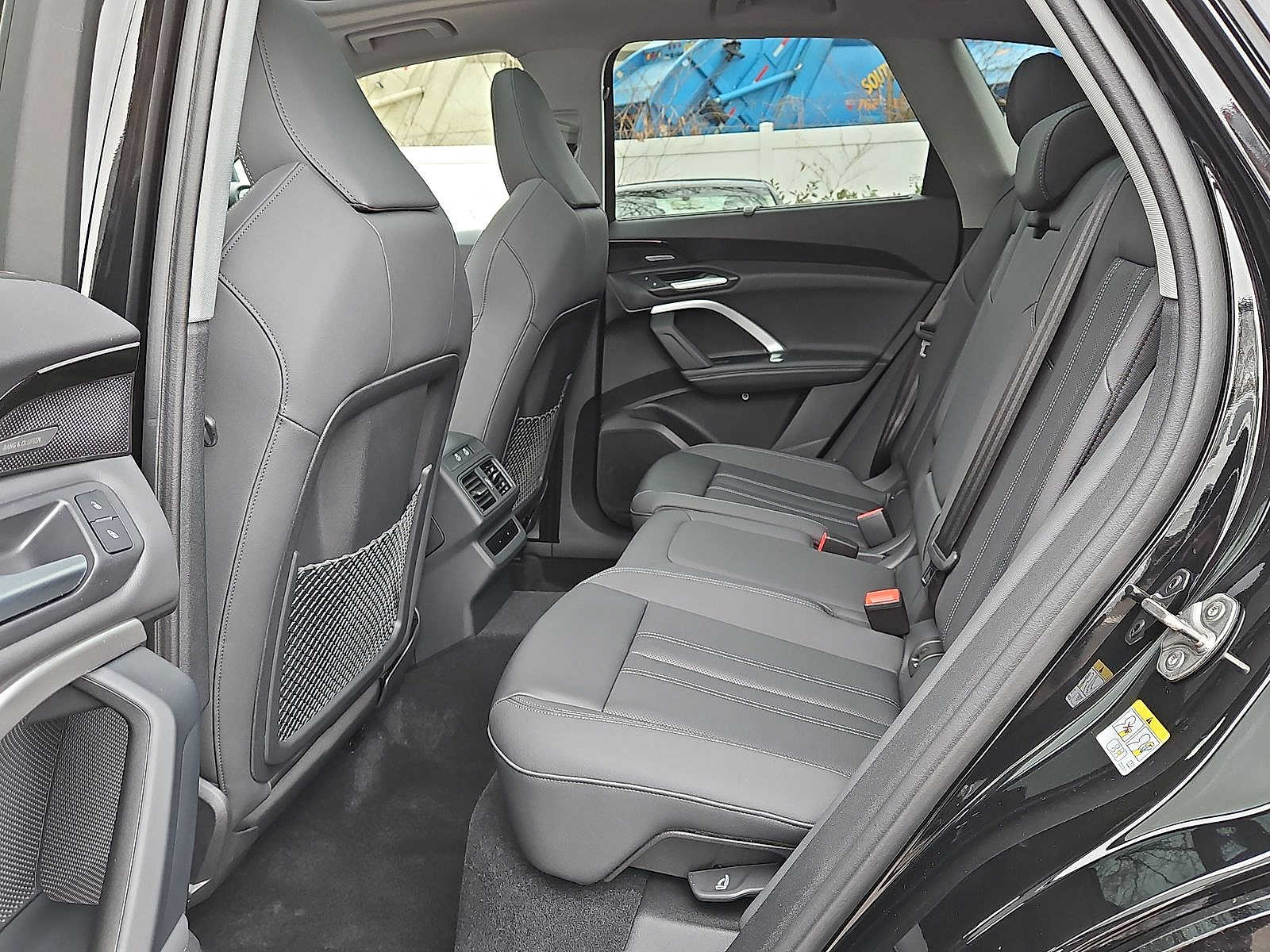 Thumbnail: 2025 Audi Q5 - 20