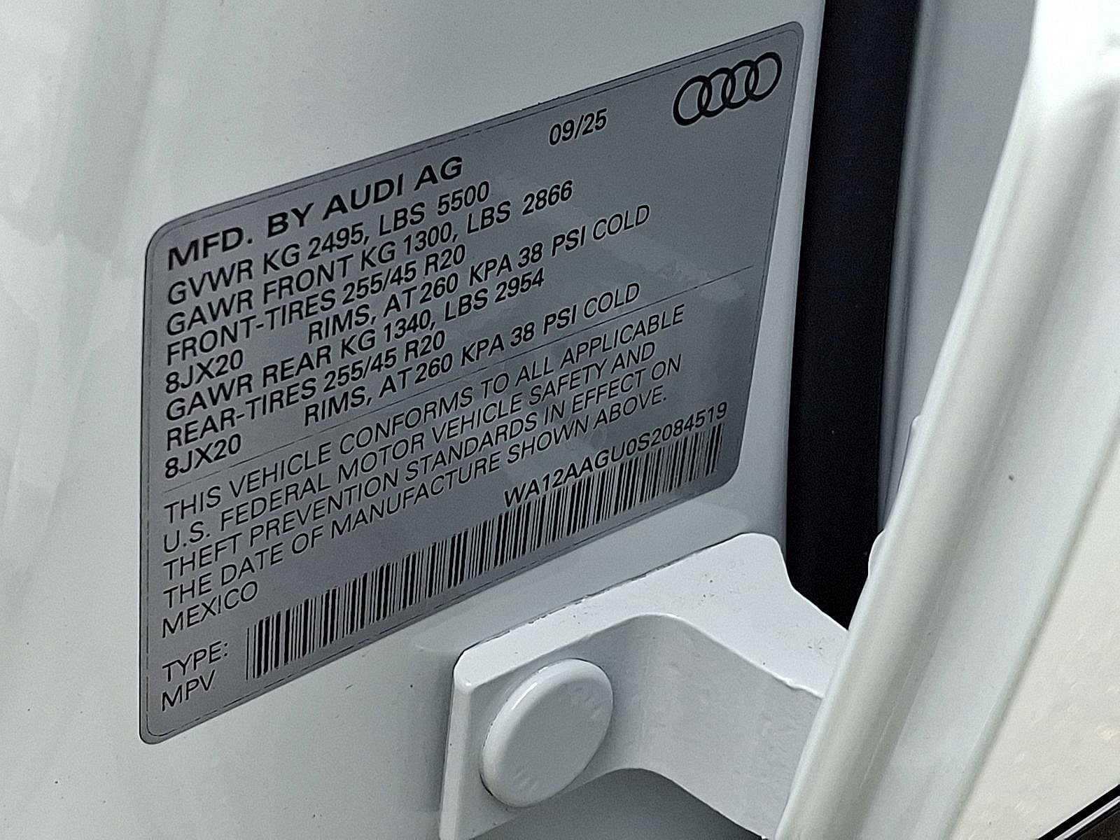 Thumbnail: 2025 Audi Q5 - 17