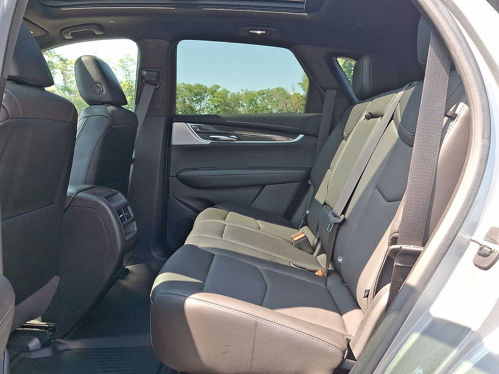 Thumbnail: 2023 Cadillac XT5 - 26