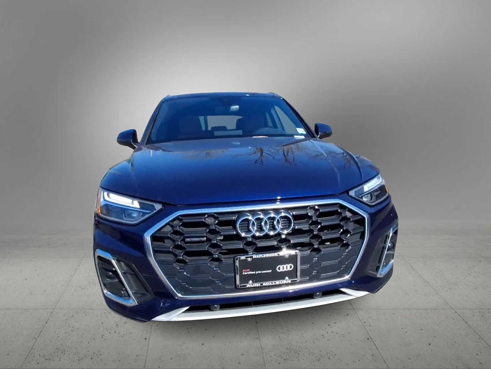 Thumbnail: 2023 Audi Q5 - 3