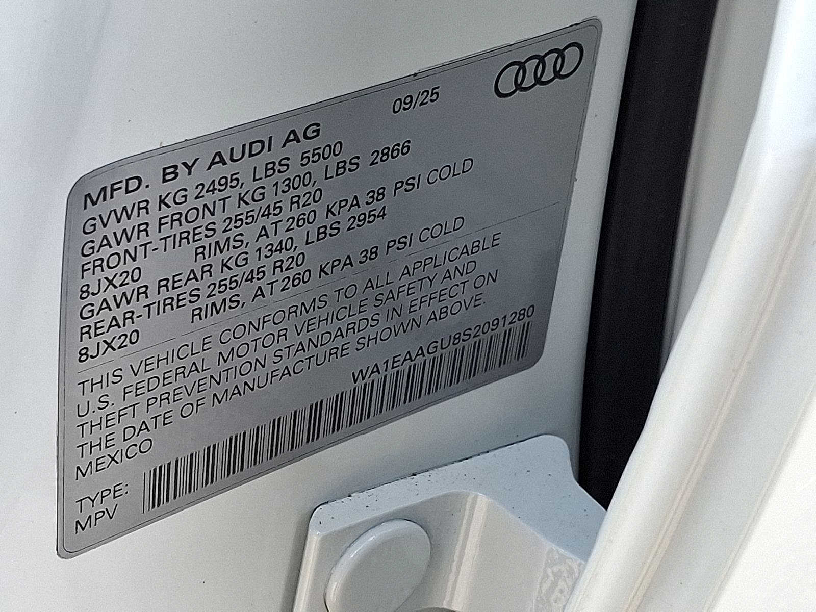 Thumbnail: 2025 Audi Q5 - 17