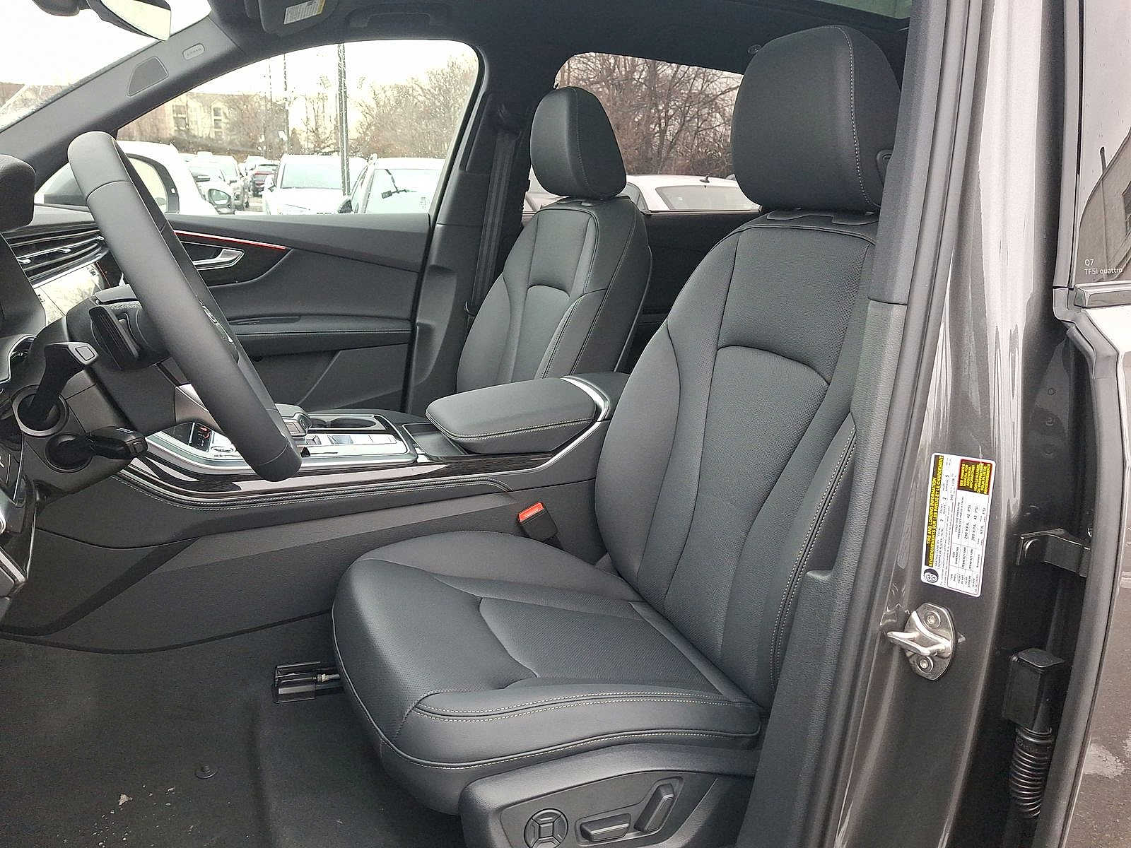 Thumbnail: 2026 Audi Q7 - 13