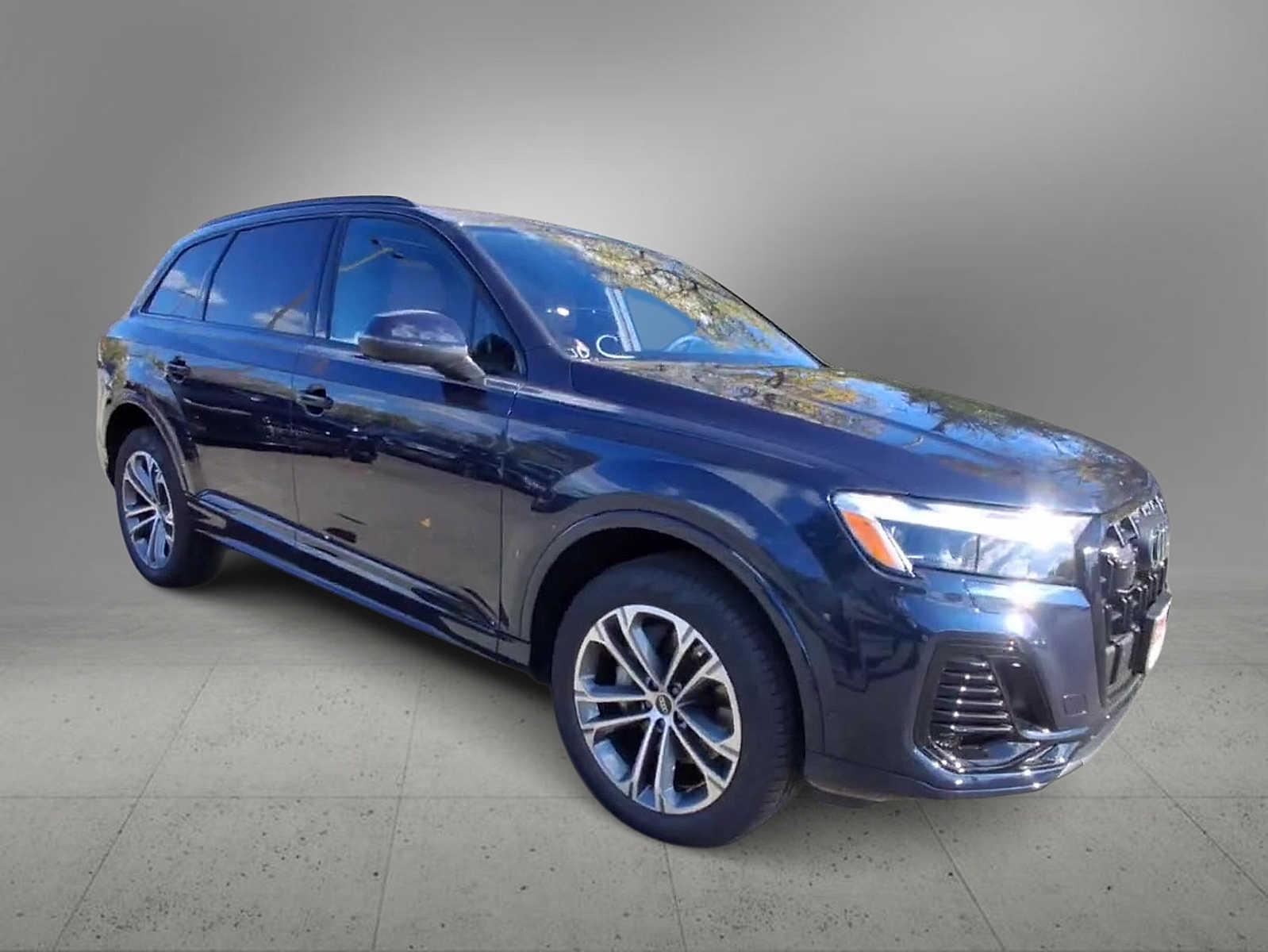 Thumbnail: 2026 Audi Q7 - 2