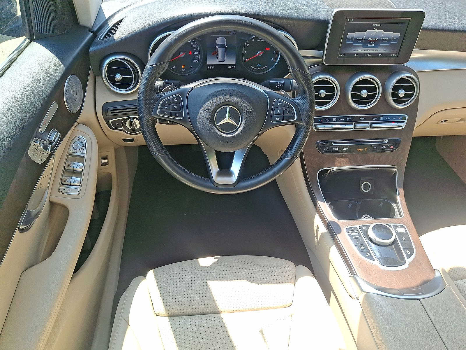 Thumbnail: 2019 Mercedes-Benz GLC - 21