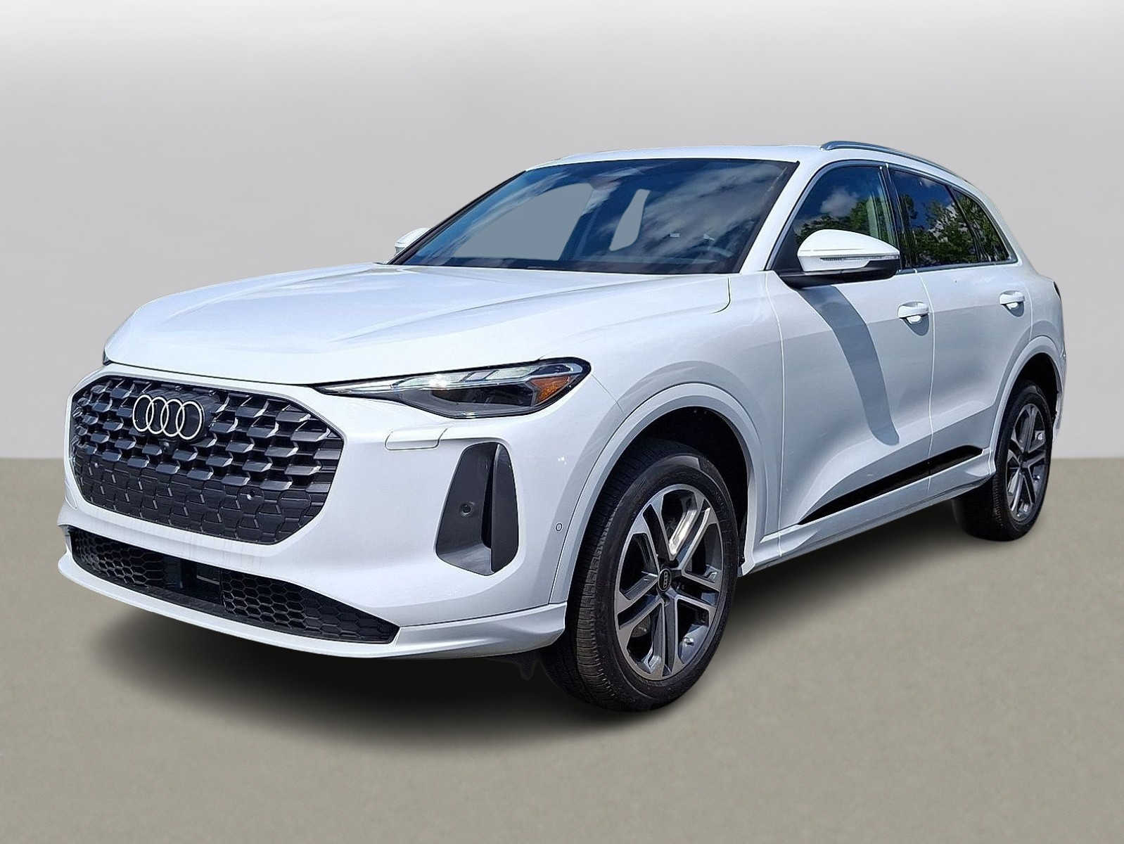 2025 Audi Q5 Premium -
                  Maplewood, NJ