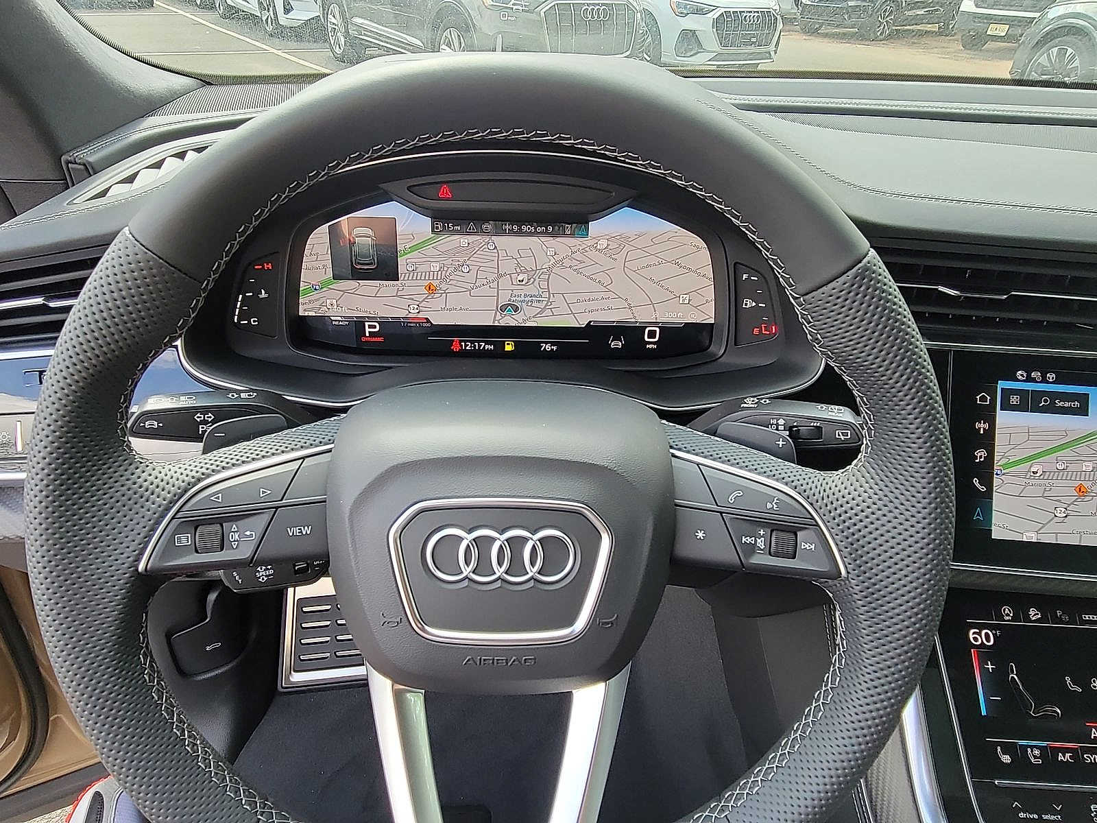 Thumbnail: 2024 Audi SQ8 - 15