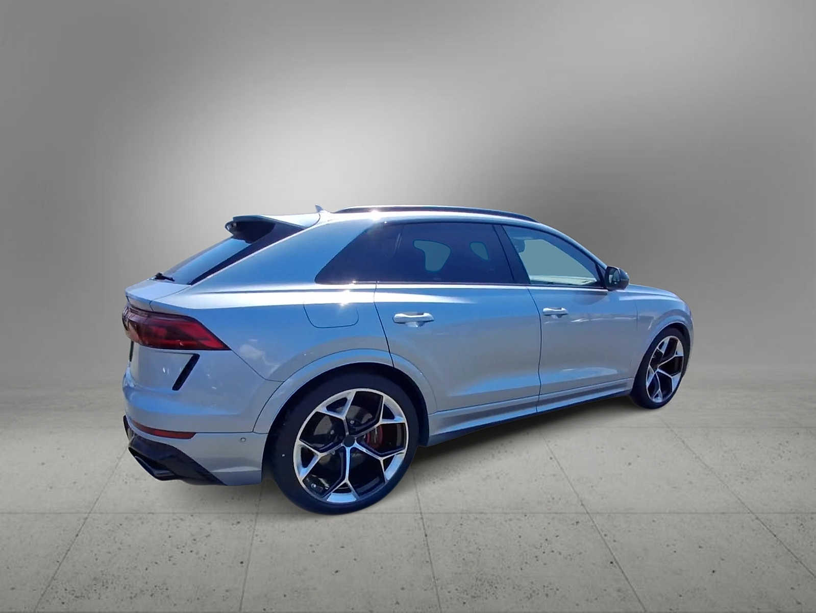 Thumbnail: 2026 Audi RS Q8 - 8