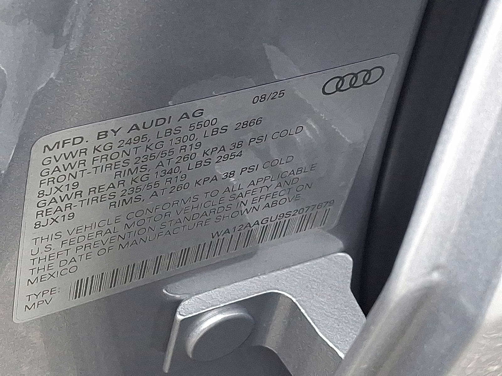 Thumbnail: 2025 Audi Q5 - 17