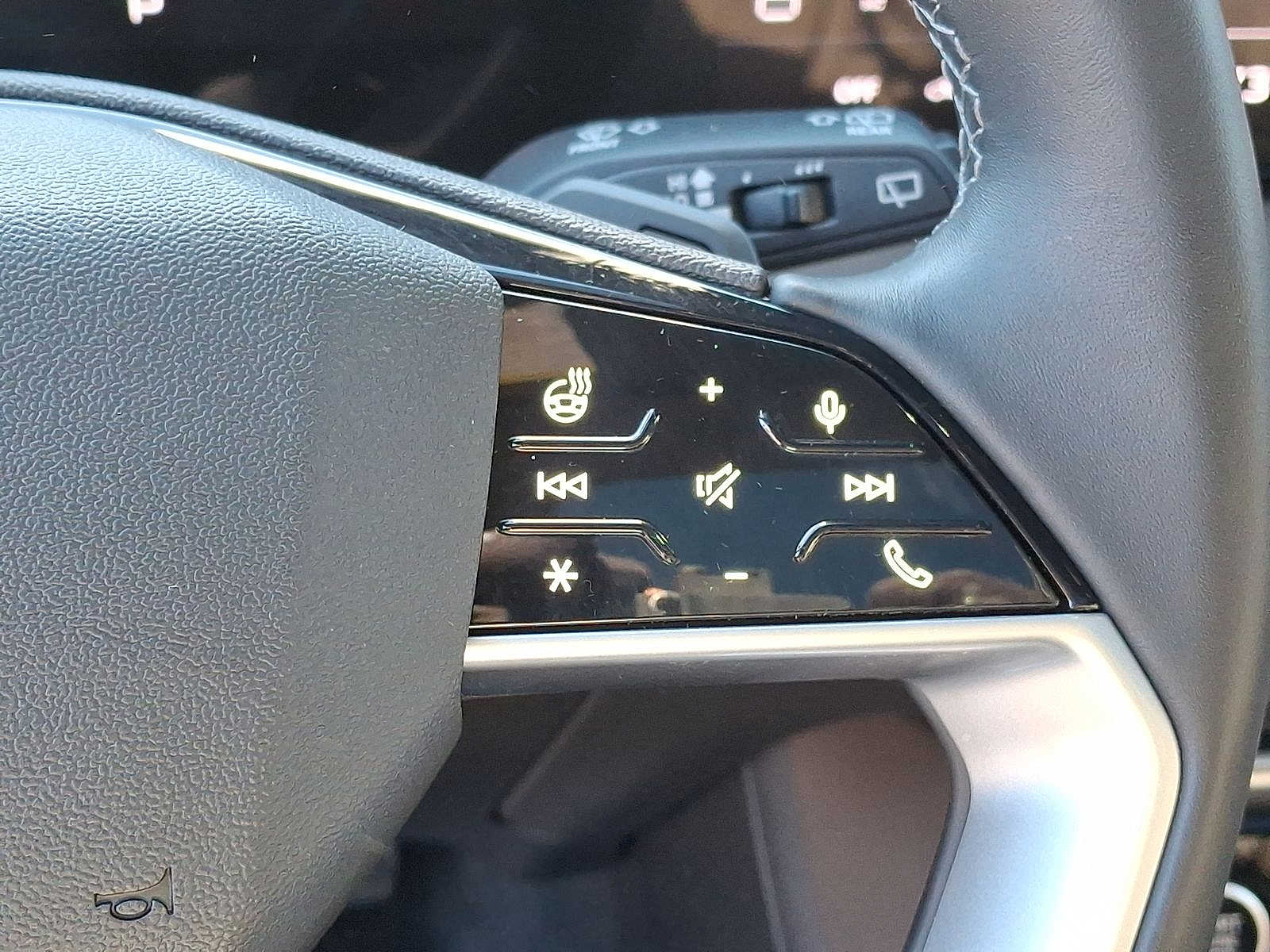 Thumbnail: 2025 Audi Q5 - 18