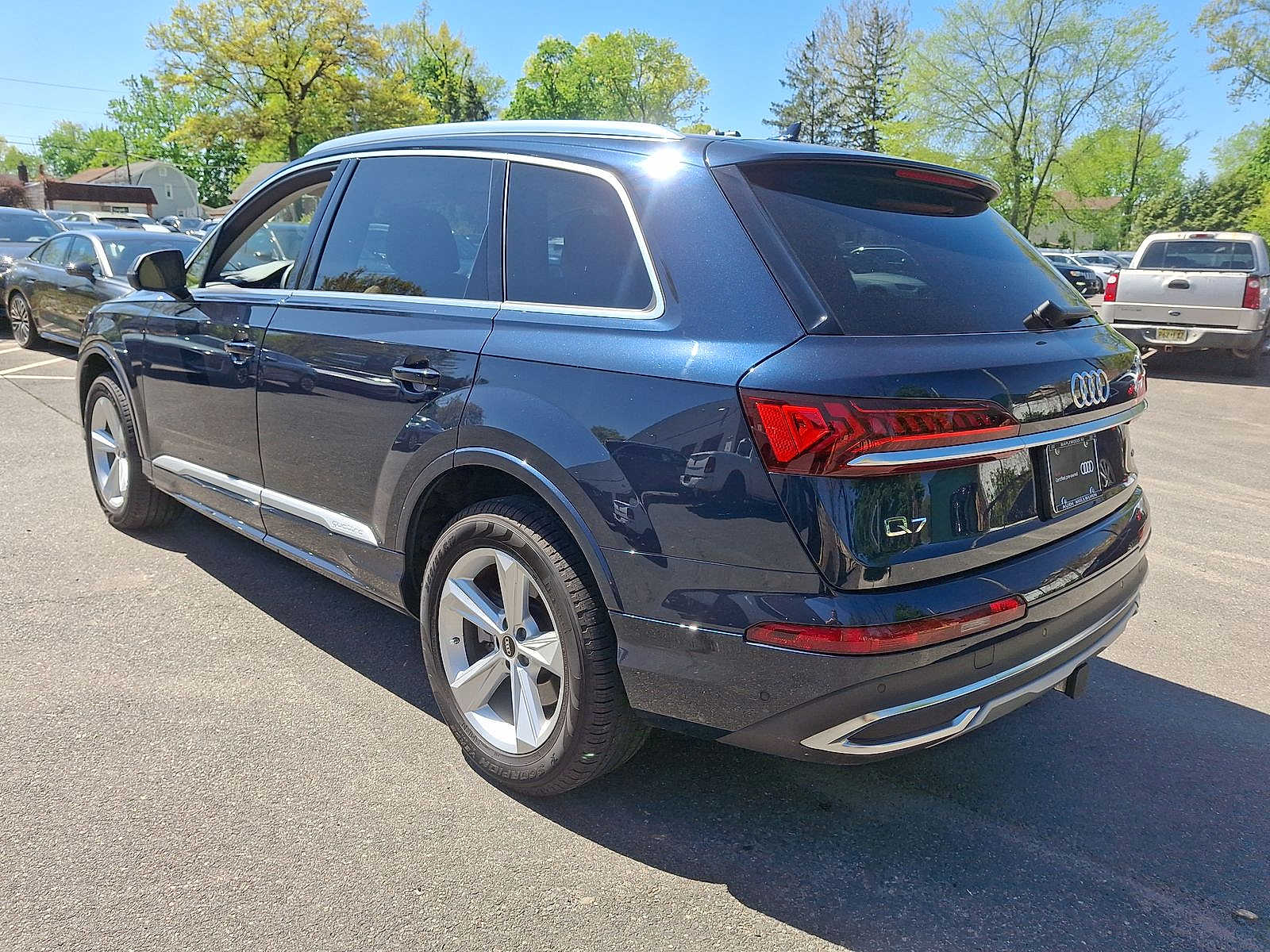 Thumbnail: 2023 Audi Q7 - 20