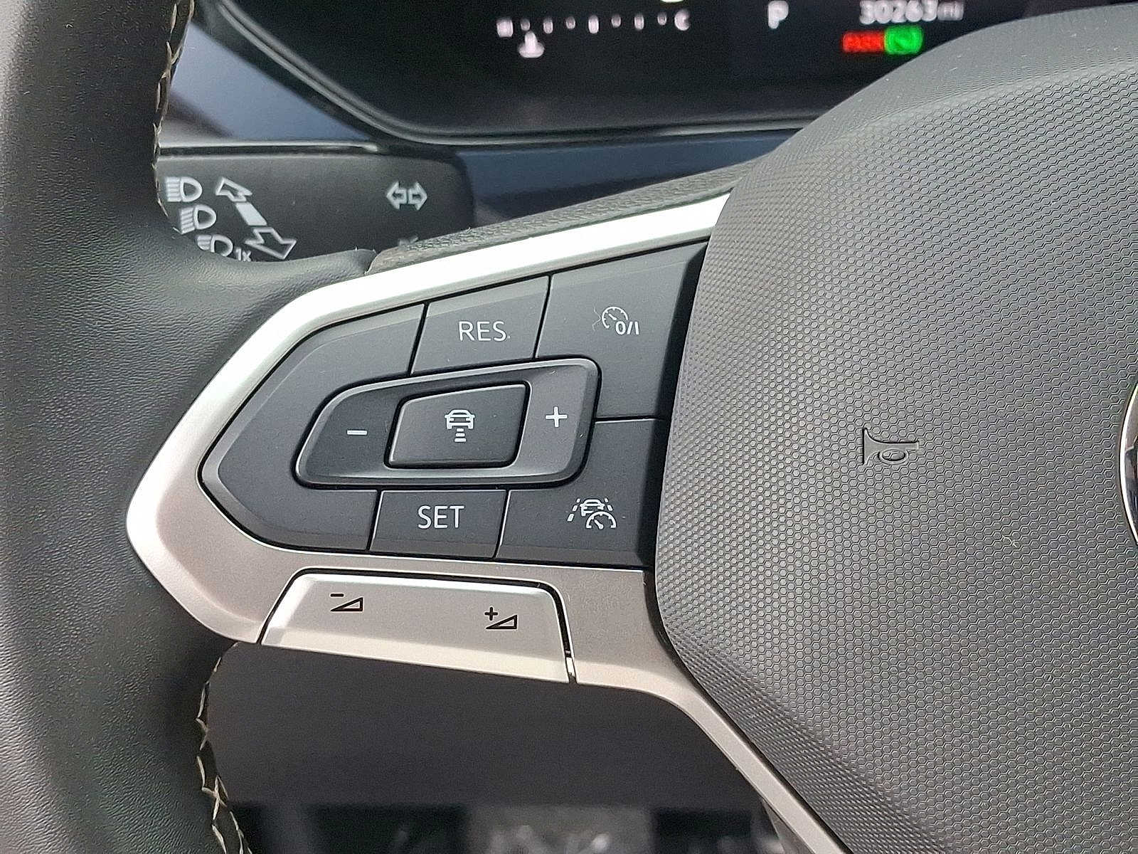 Thumbnail: 2024 Volkswagen Taos - 17