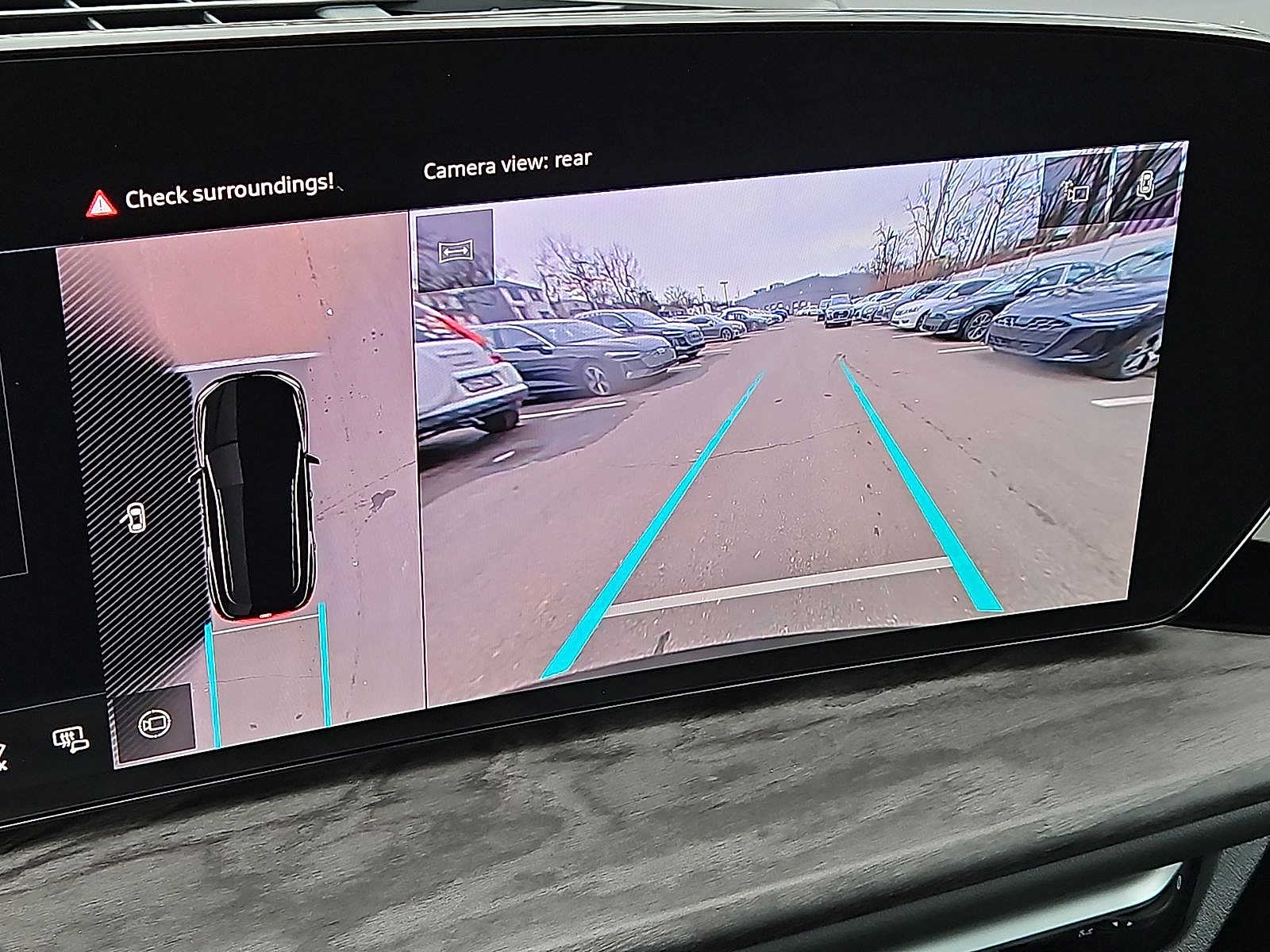 Thumbnail: 2025 Audi Q5 - 15