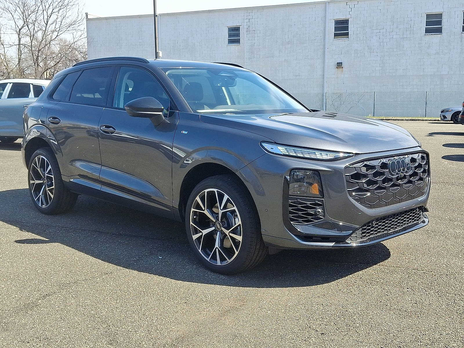 Thumbnail: 2026 Audi Q3 - 10