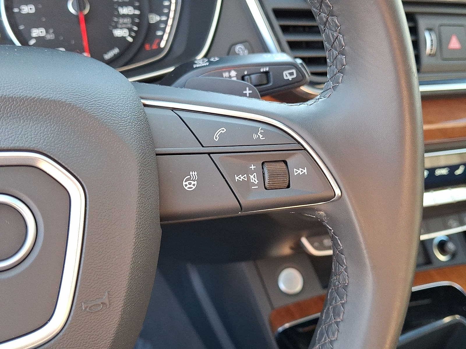 Thumbnail: 2023 Audi Q5 - 18