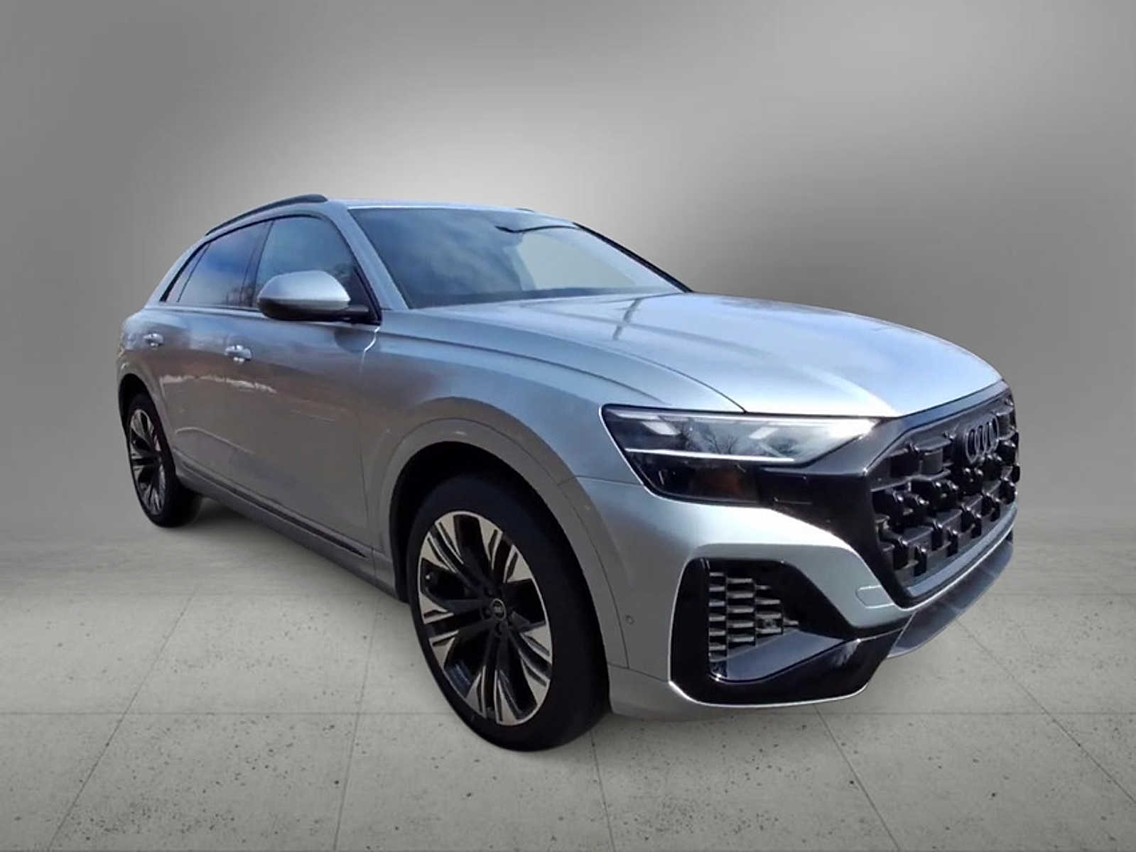 2025 Audi Q8 55 Premium photo 2