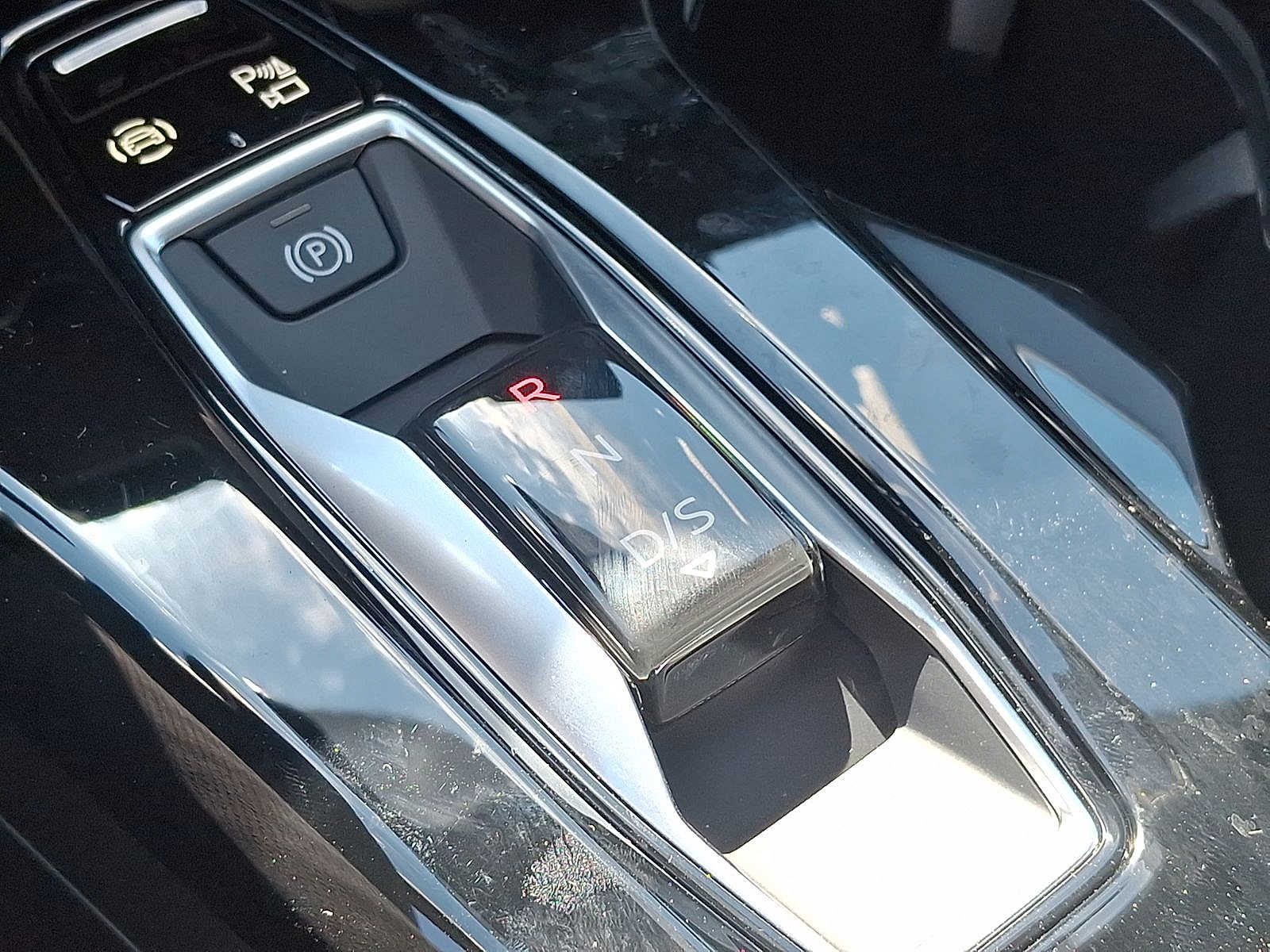 Thumbnail: 2025 Audi Q5 - 14