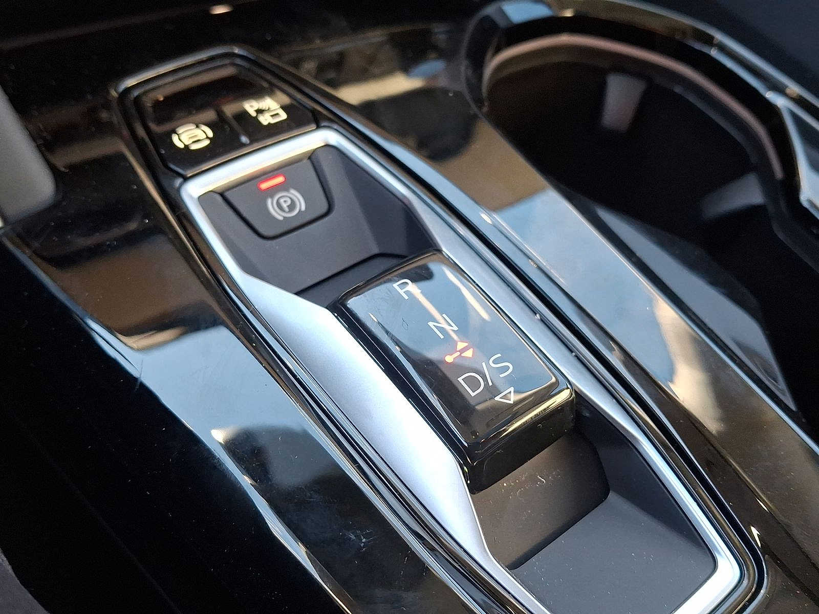 Thumbnail: 2025 Audi Q5 - 6