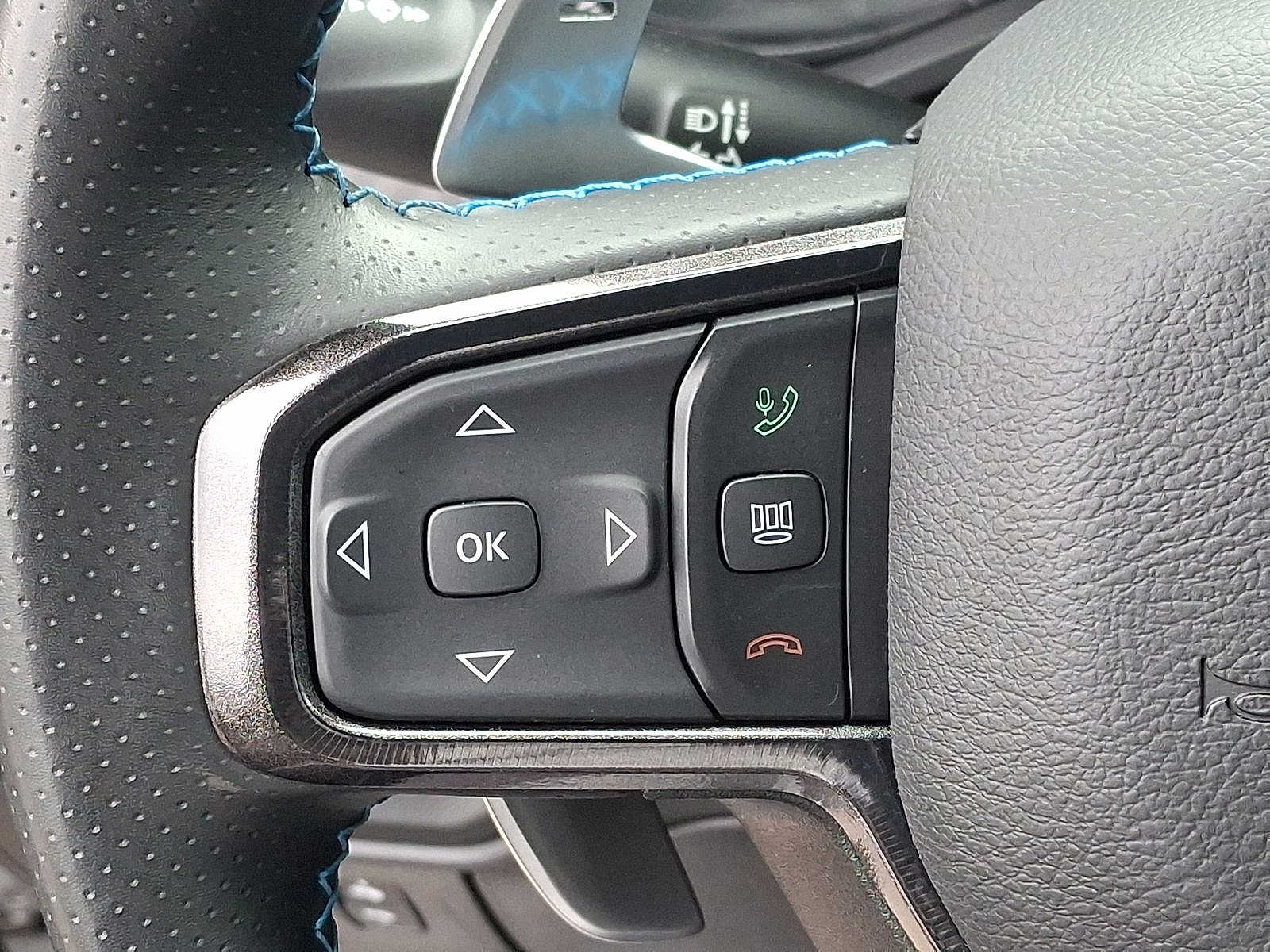 Thumbnail: 2023 RAM 1500 - 17