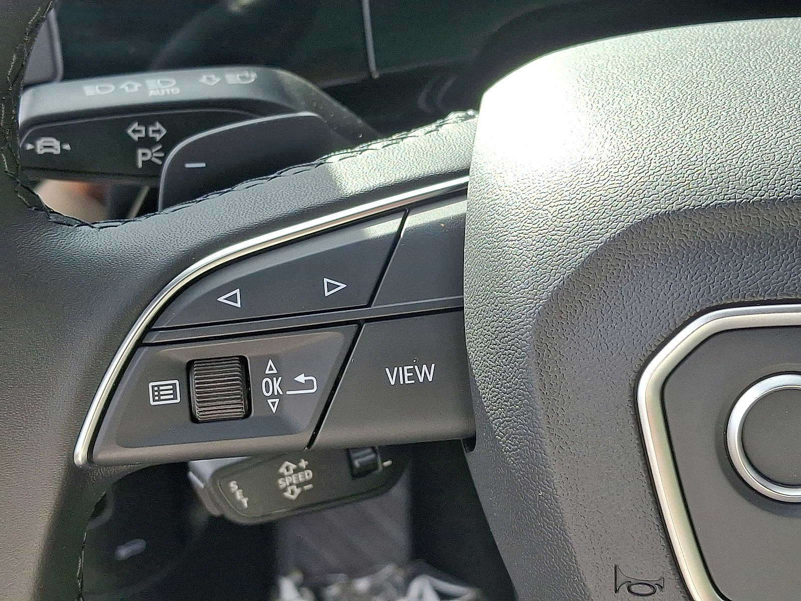 Thumbnail: 2025 Audi Q3 - 17