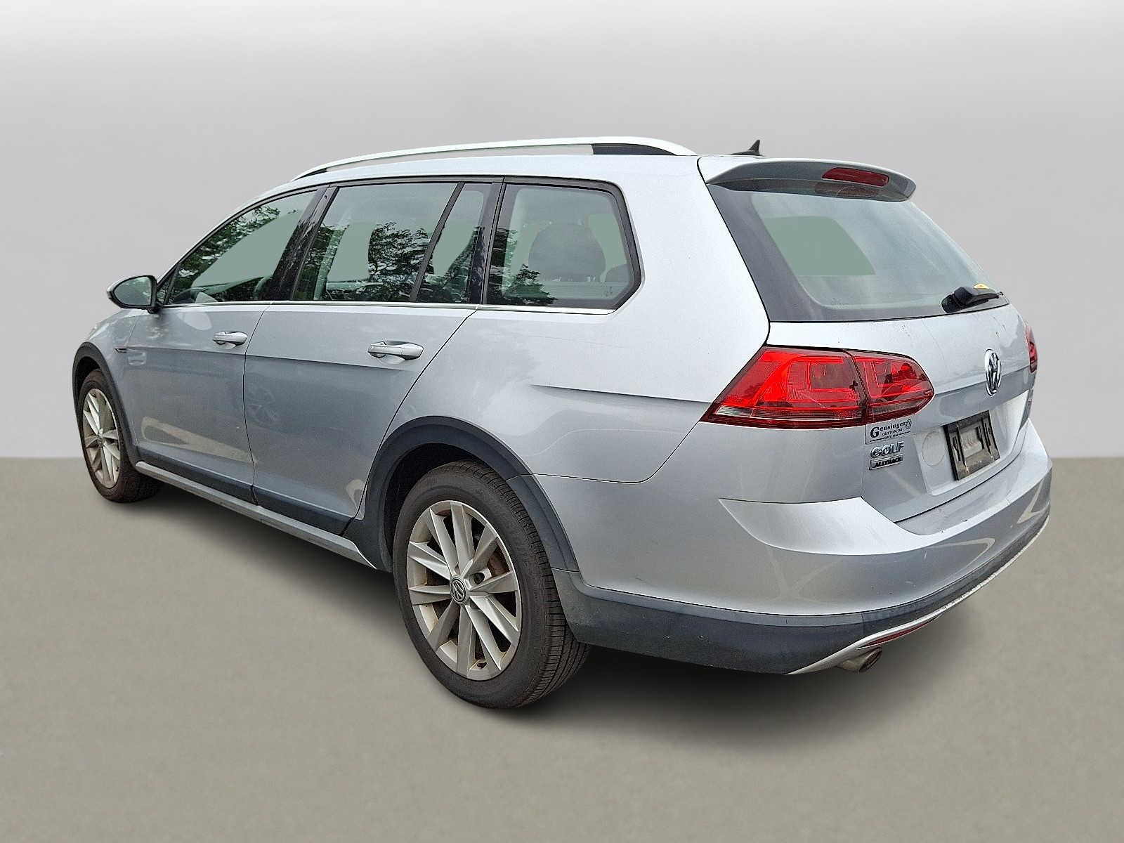 2017 Volkswagen Golf Alltrack S photo 4