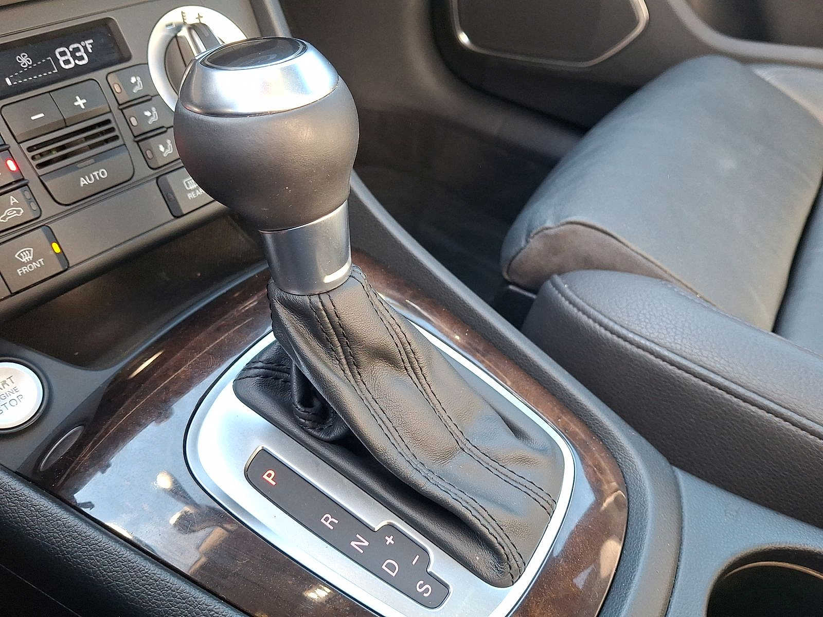 Thumbnail: 2015 Audi Q3 - 12