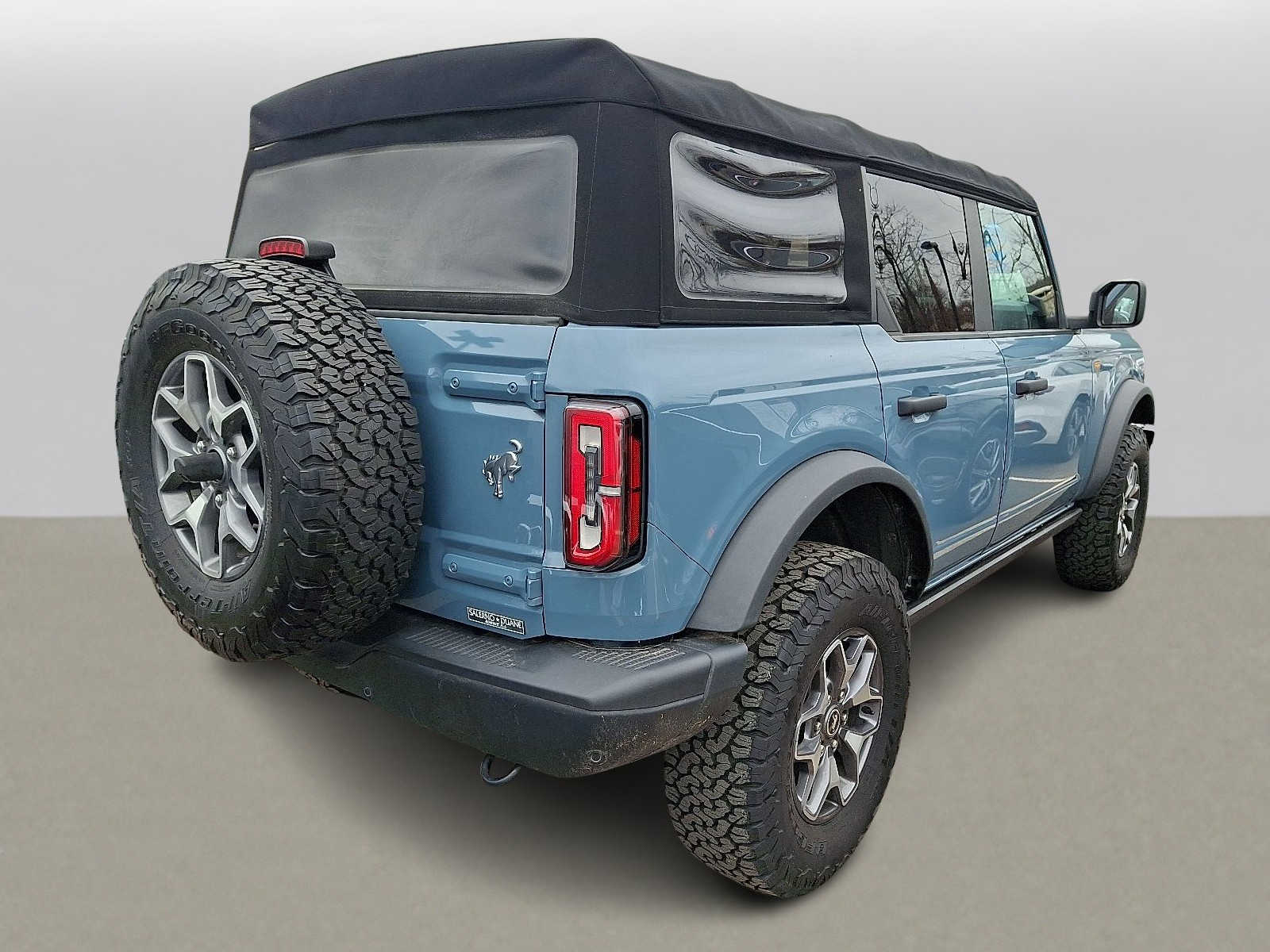 Thumbnail: 2021 Ford Bronco - 3