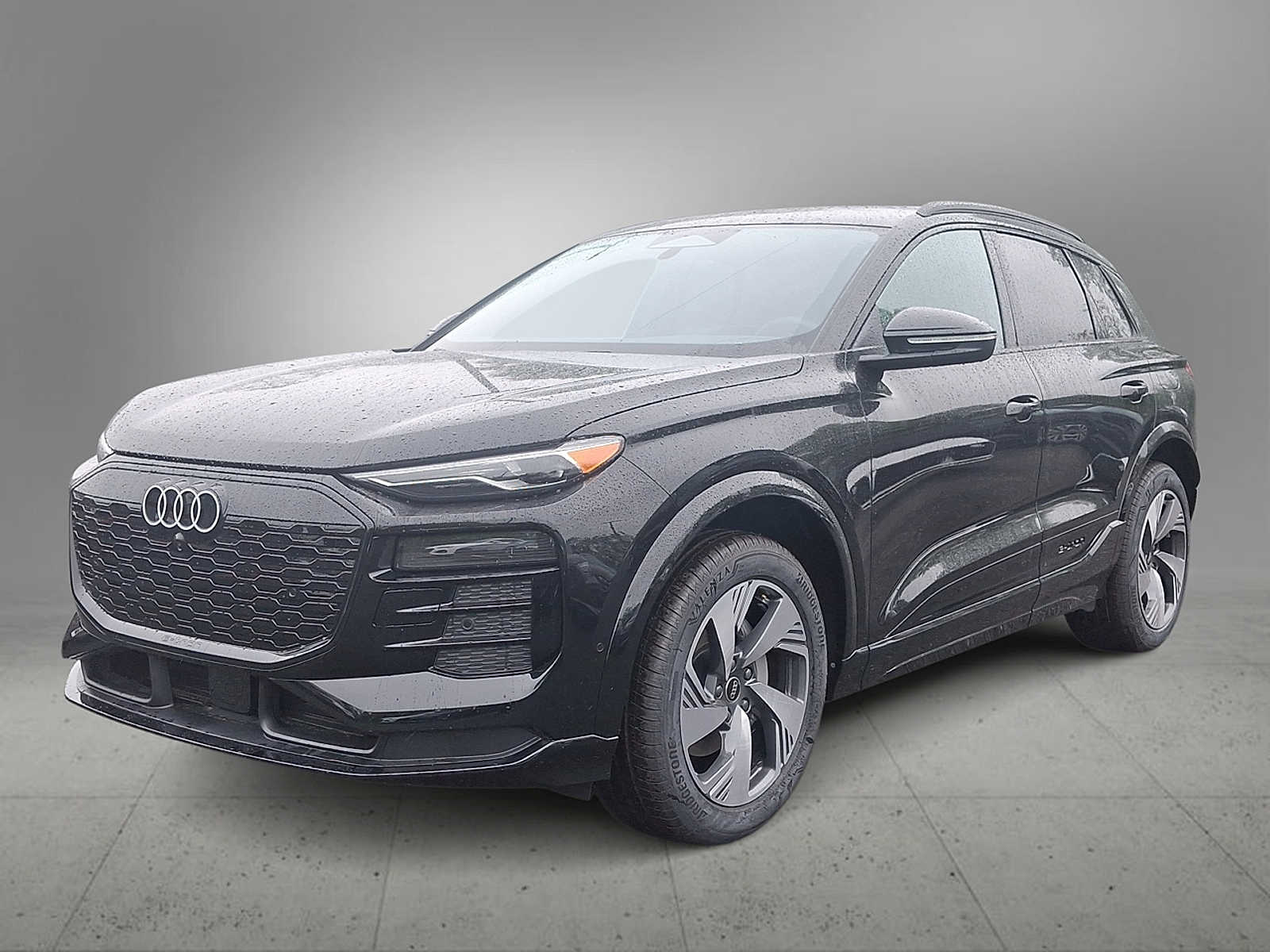 2025 Audi Q6 e-tron Premium -
                  Maplewood, NJ