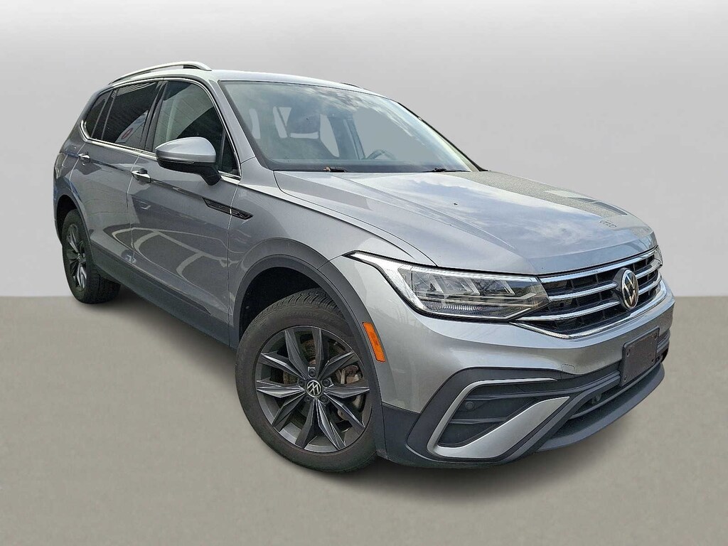 Used 2023 Volkswagen Tiguan SE SUV