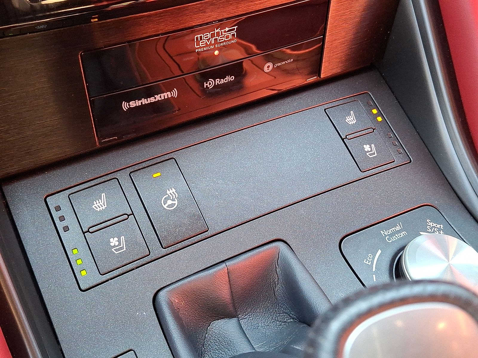 Thumbnail: 2023 Lexus IS - 19