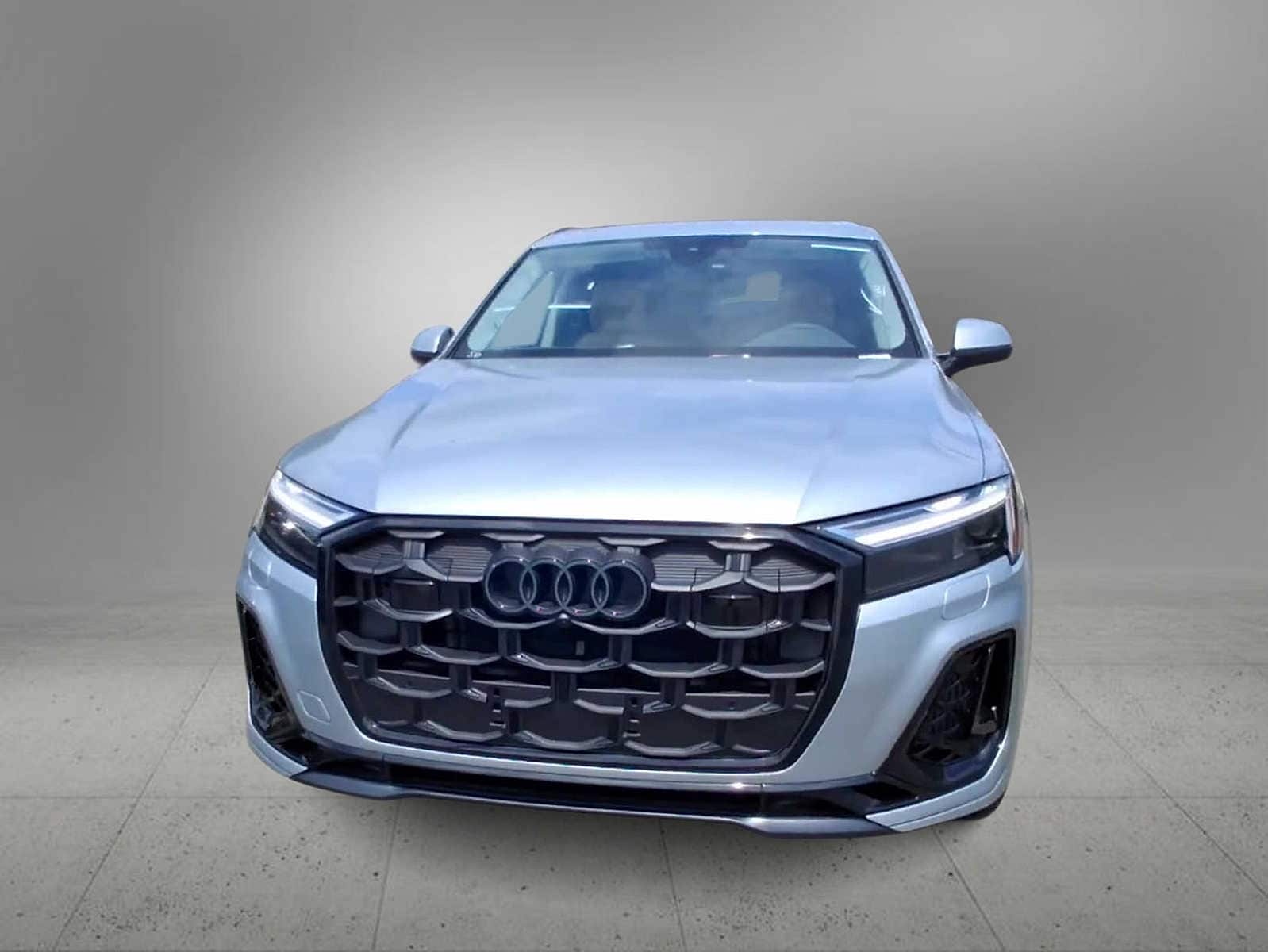 Thumbnail: 2026 Audi Q7 - 3