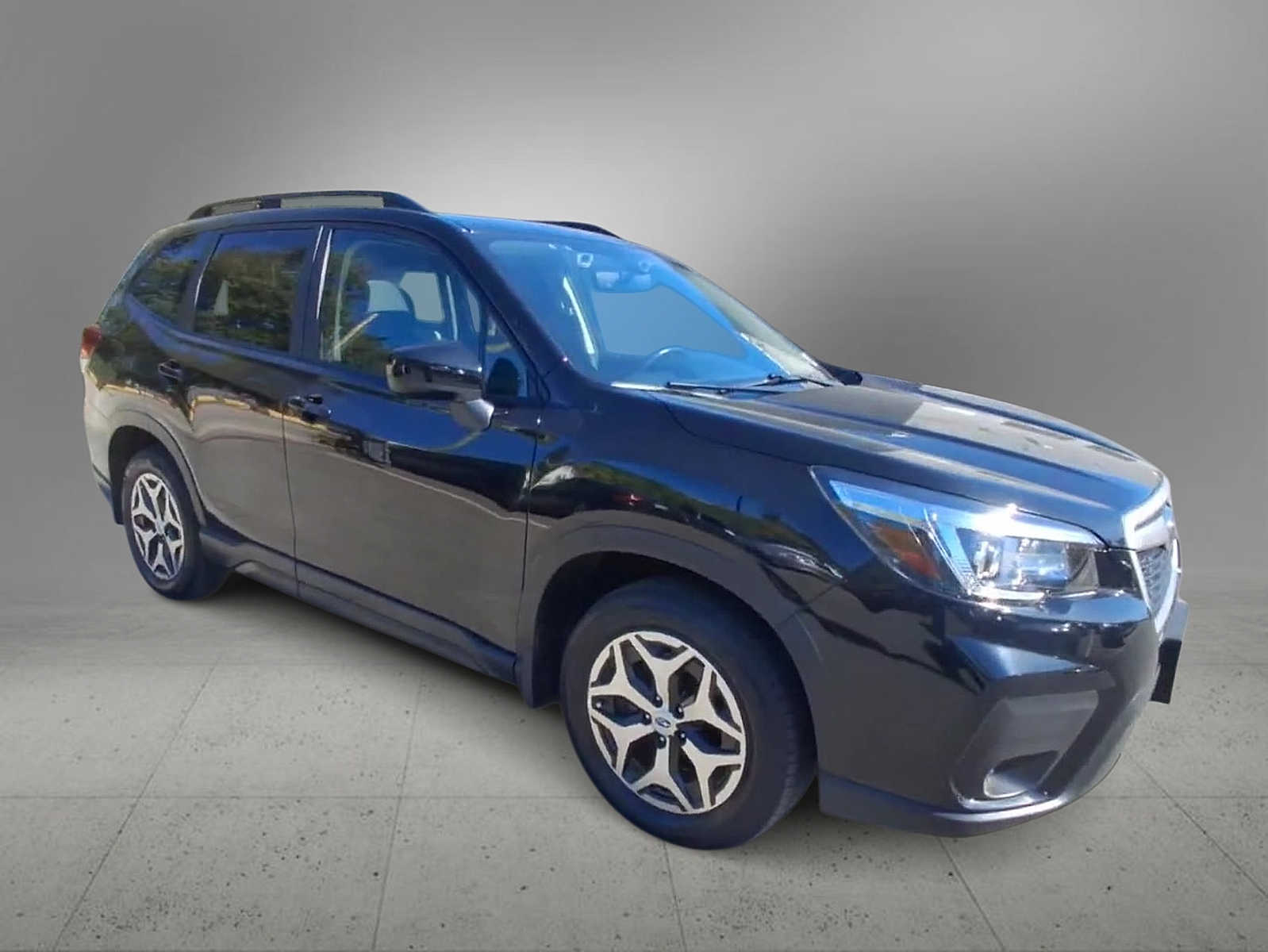 2020 Subaru Forester Premium photo 2