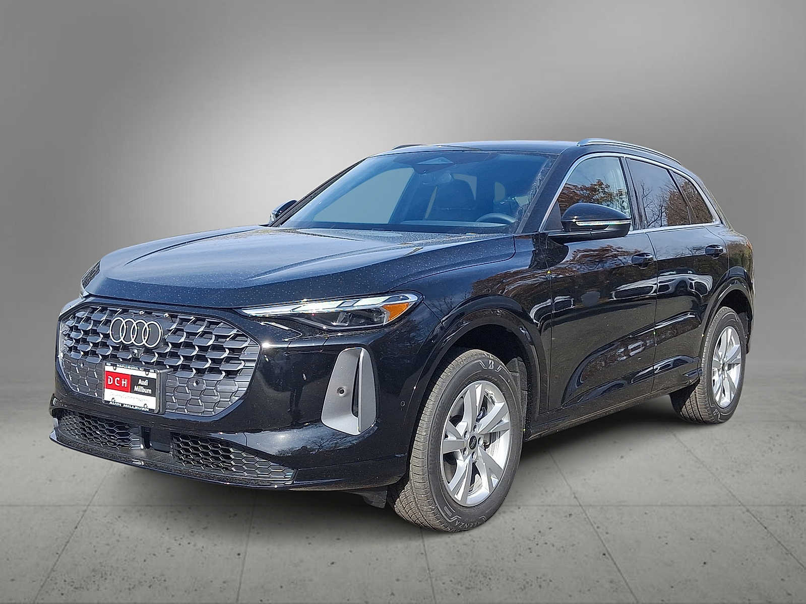 Thumbnail: 2025 Audi Q5 - 1