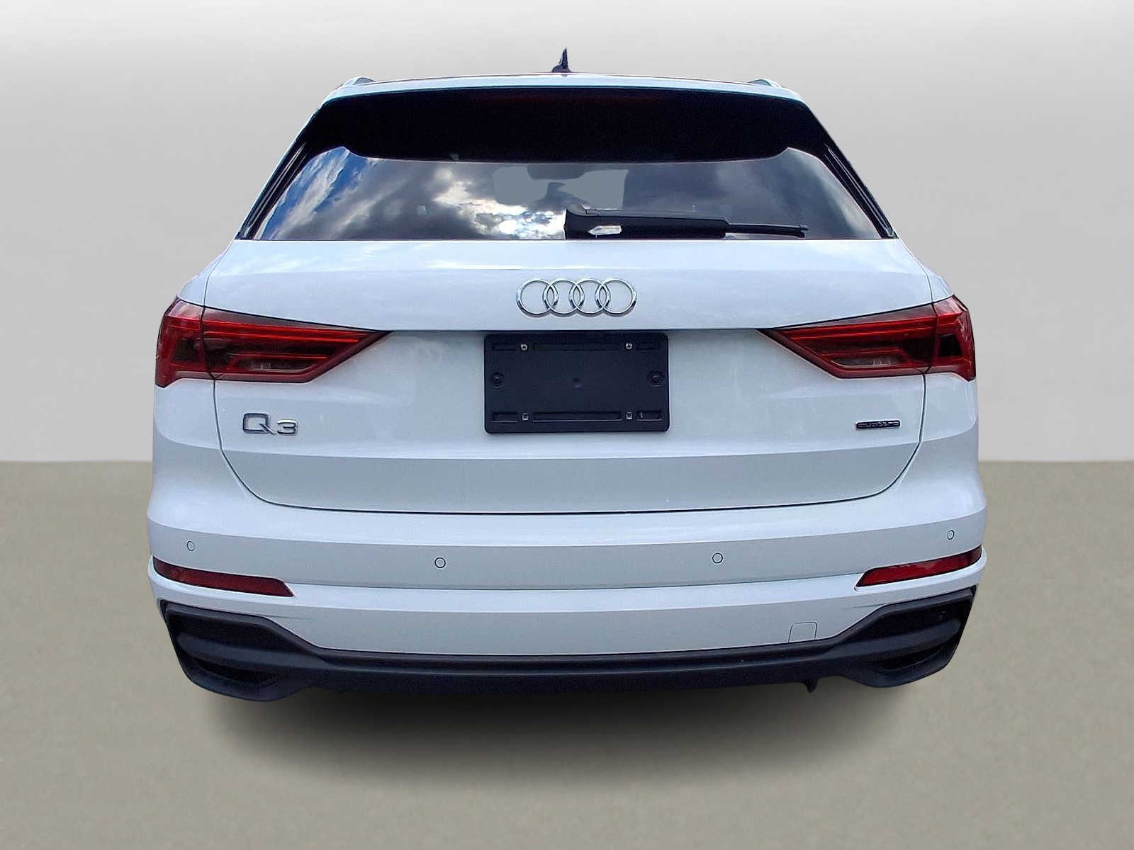Thumbnail: 2024 Audi Q3 - 29