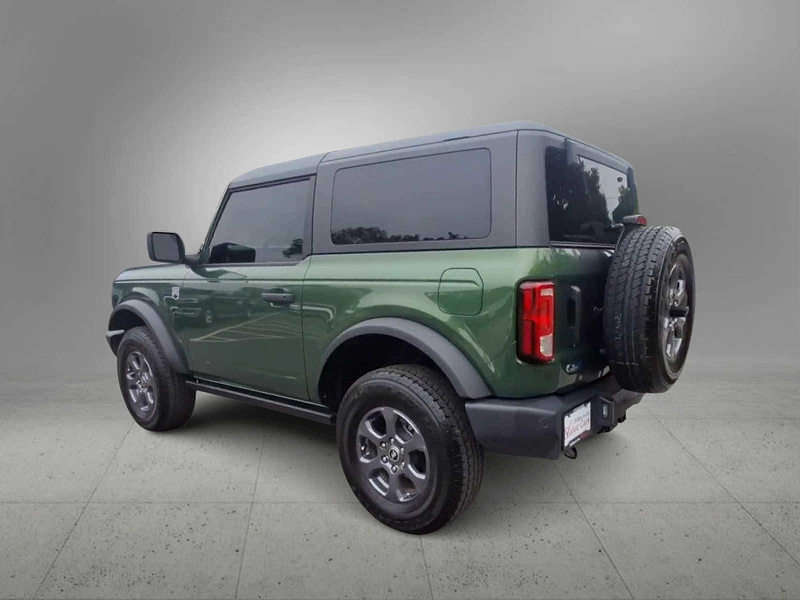 Thumbnail: 2022 Ford Bronco - 6