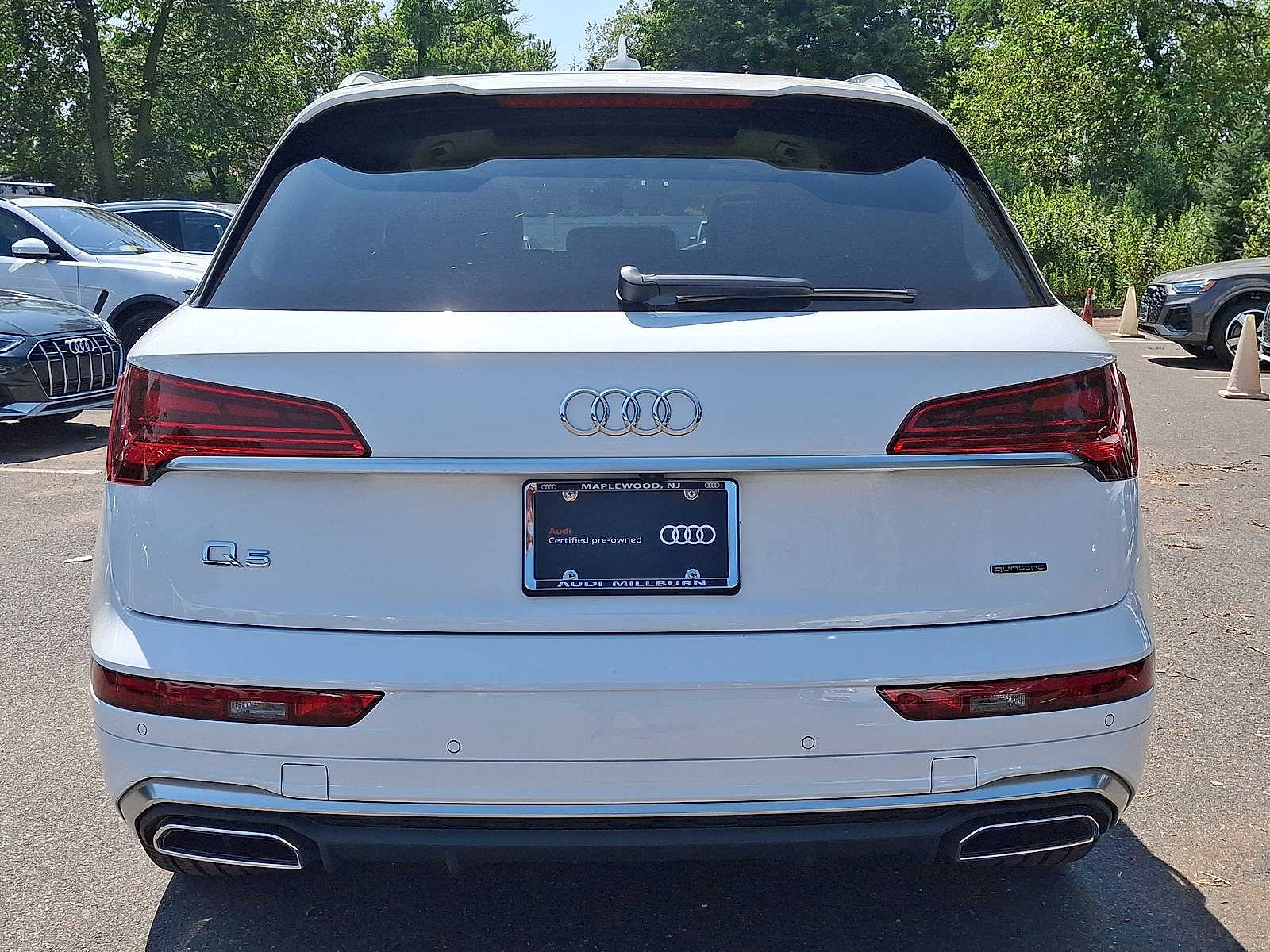 Thumbnail: 2022 Audi Q5 - 23